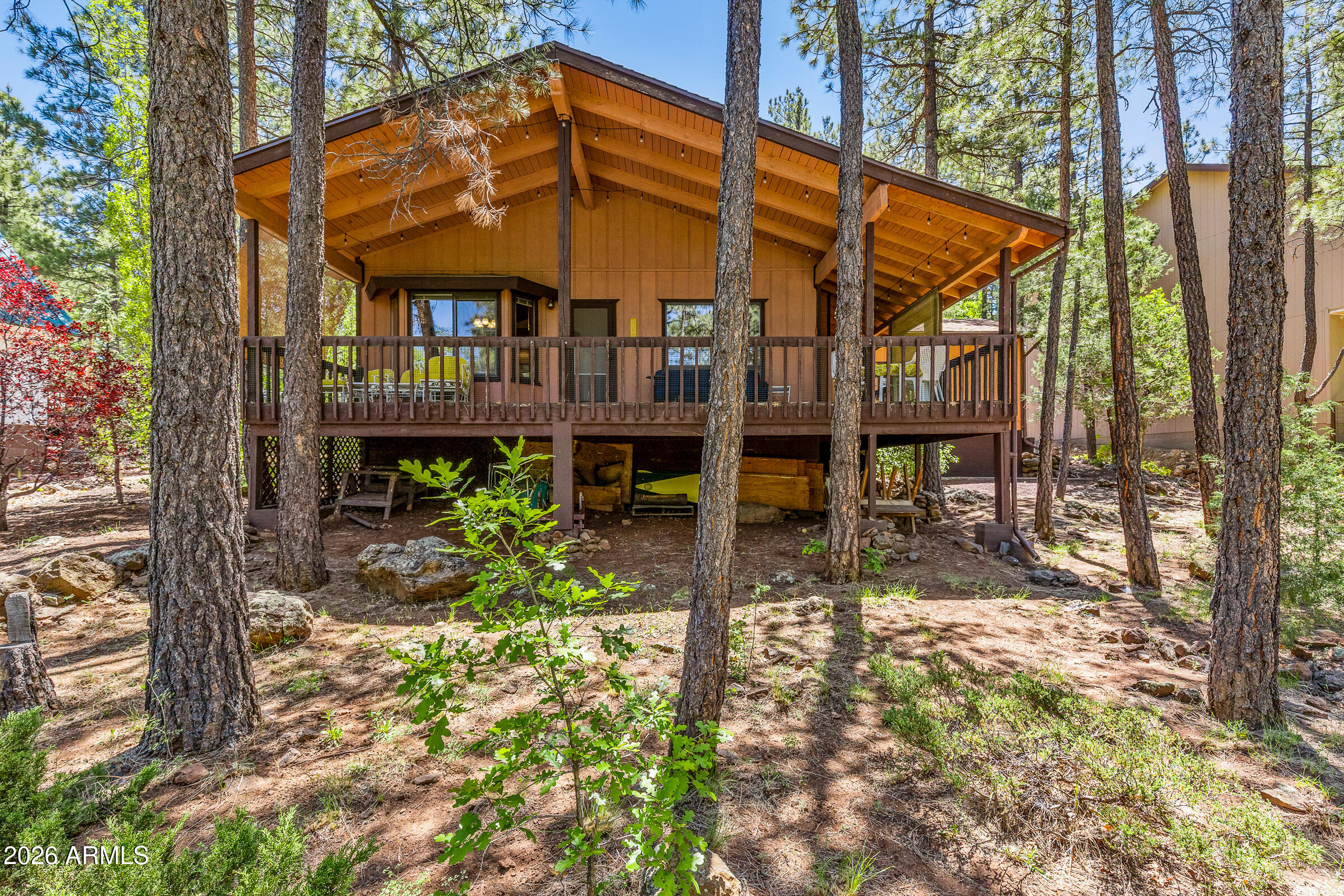 PINEWOOD 12 - Residential