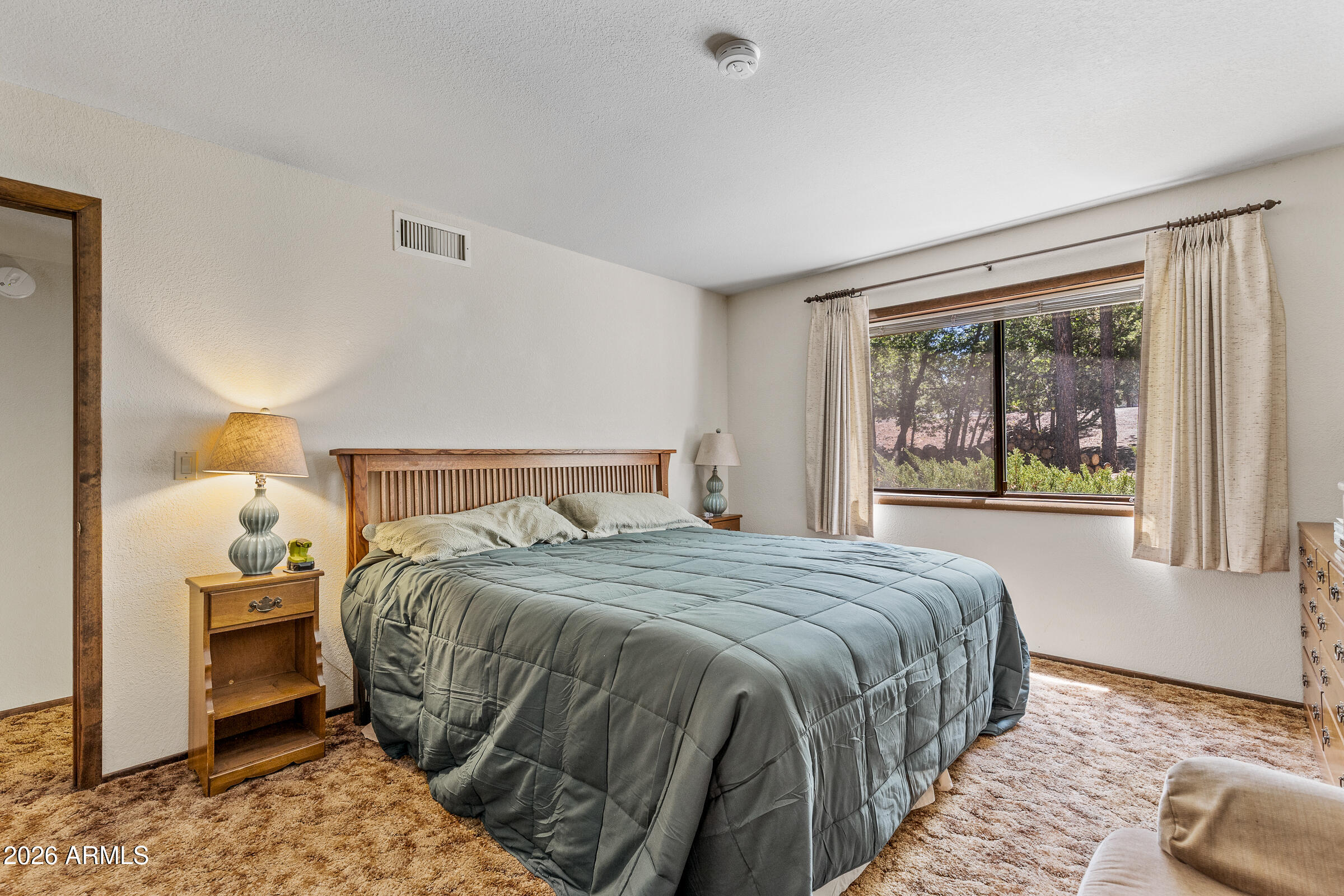 PINEWOOD 12 - Residential