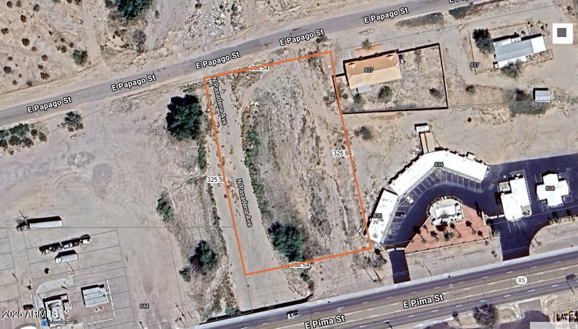2.43 ACRES ZONED B-2 LOCATED ON THE MAIN STREET ARTERIAL BUSINESSES OF GILA BEND. TRIPLE STREET FRONTAGECORNER LOT. ELECTRIC, WATER, SEWER, PHONE AND SIDEWALK  ON PROPERTY. BRING YOUR VISIONARY TALENT.