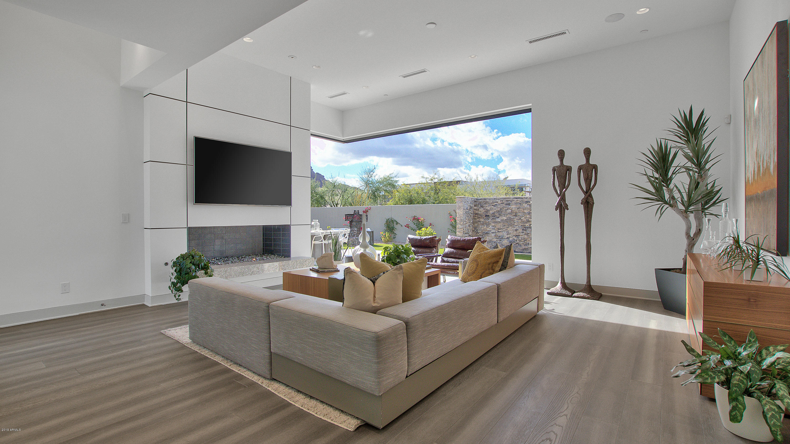 THE VILLAGE AT MOUNTAIN SHADOWS - Residential
