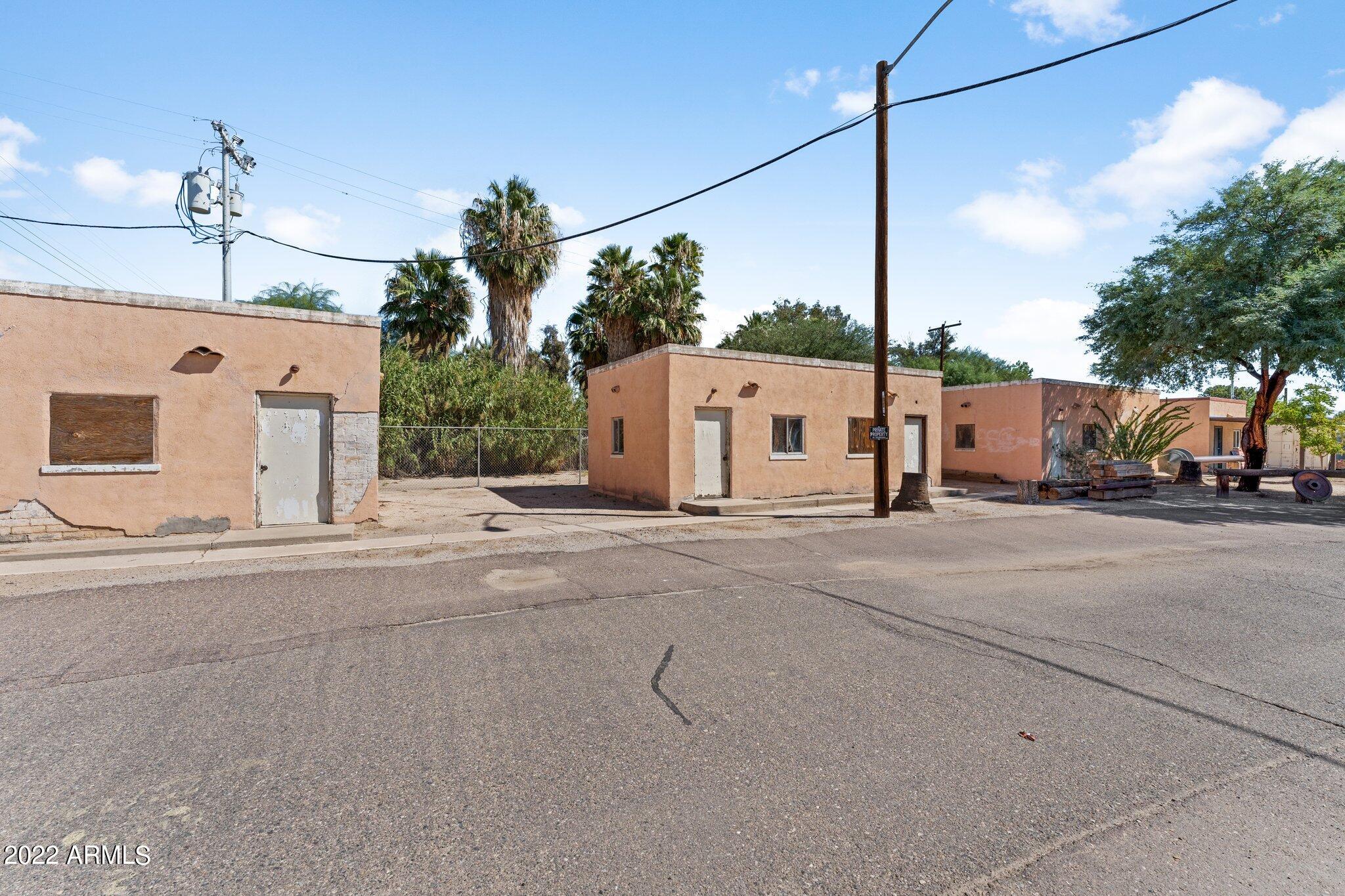 WENDEN TOWNSITE - Commercial Sale