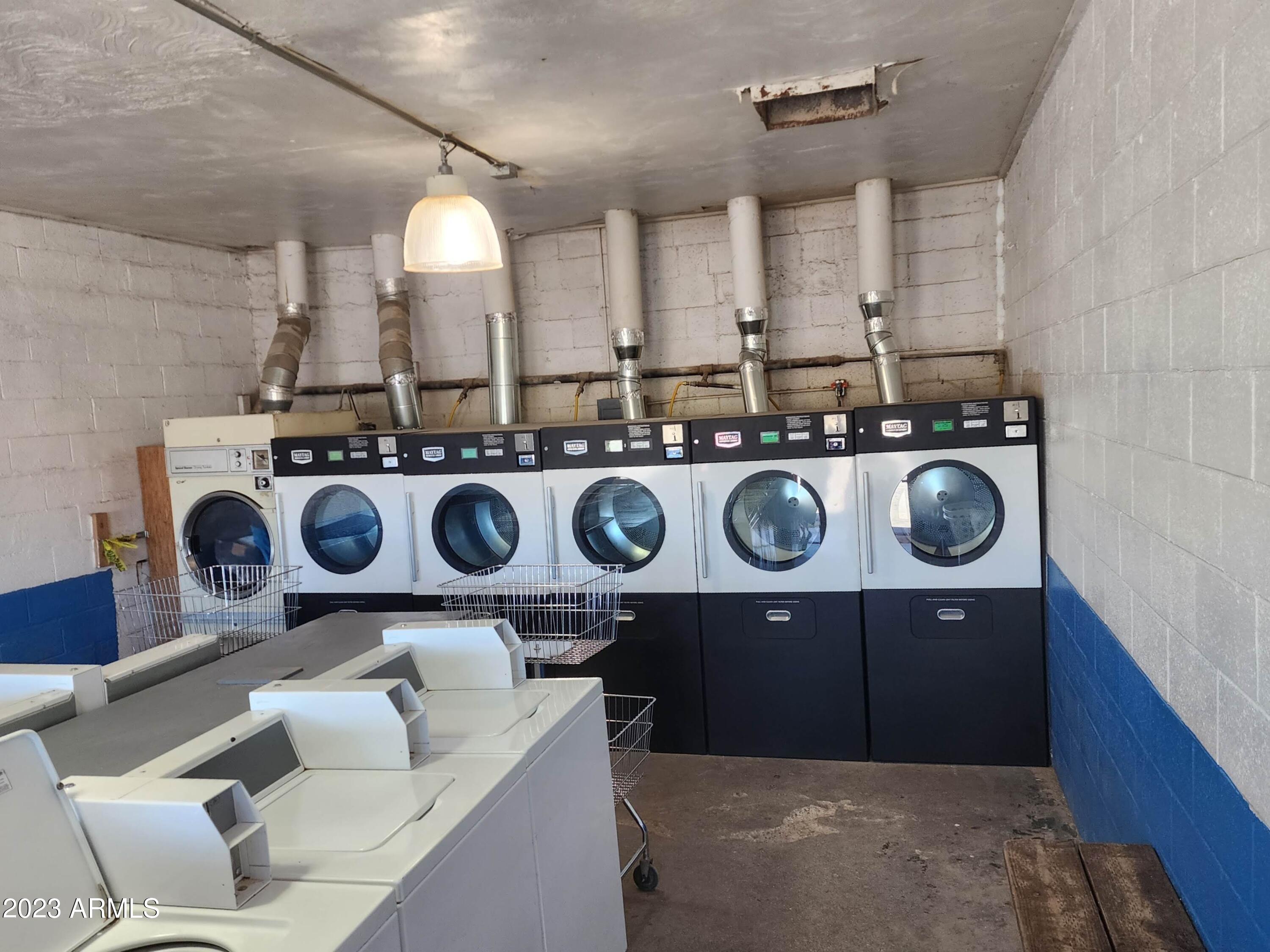WENDEN TOWNSITE - Commercial Sale