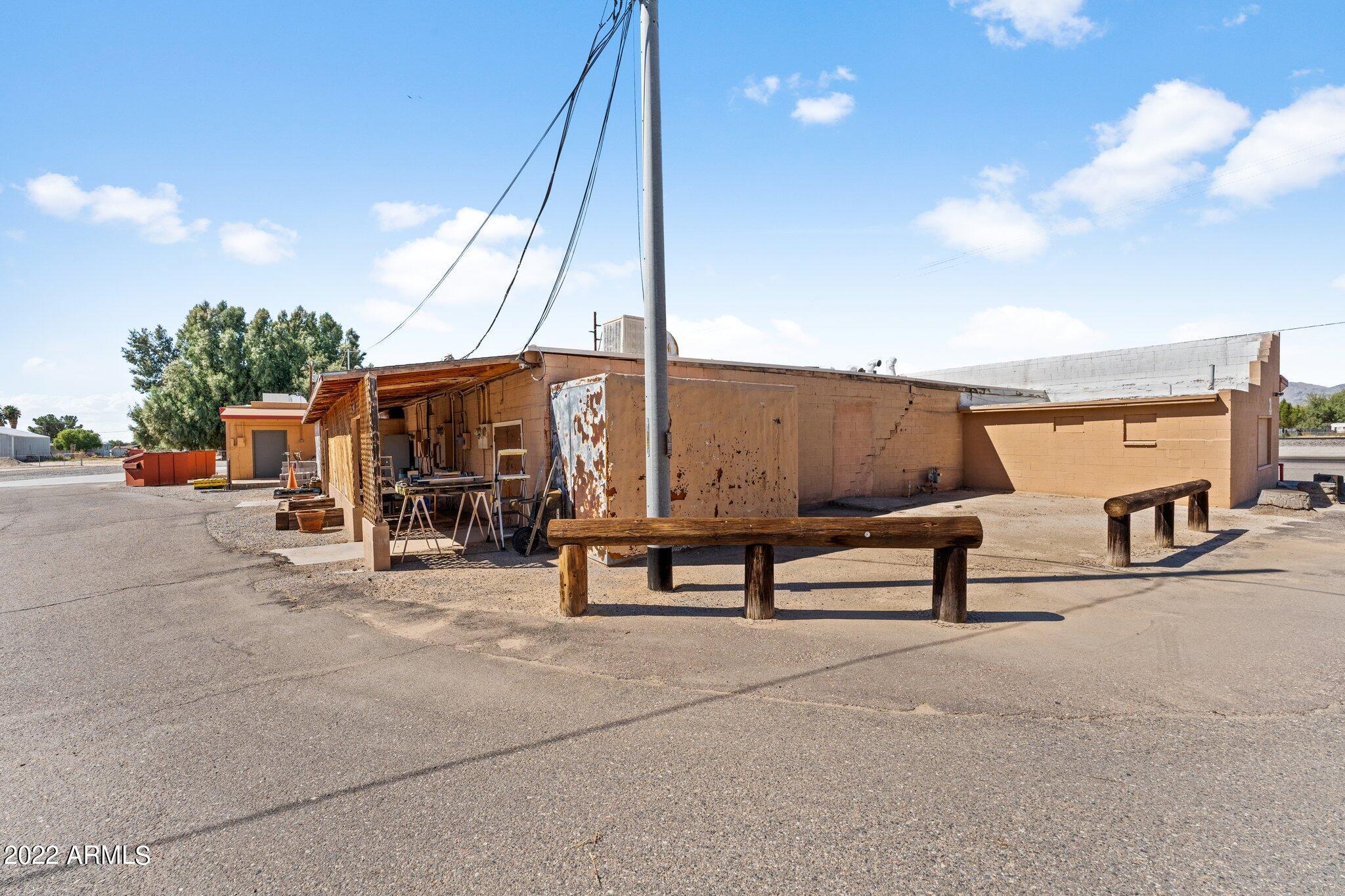 WENDEN TOWNSITE - Commercial Sale