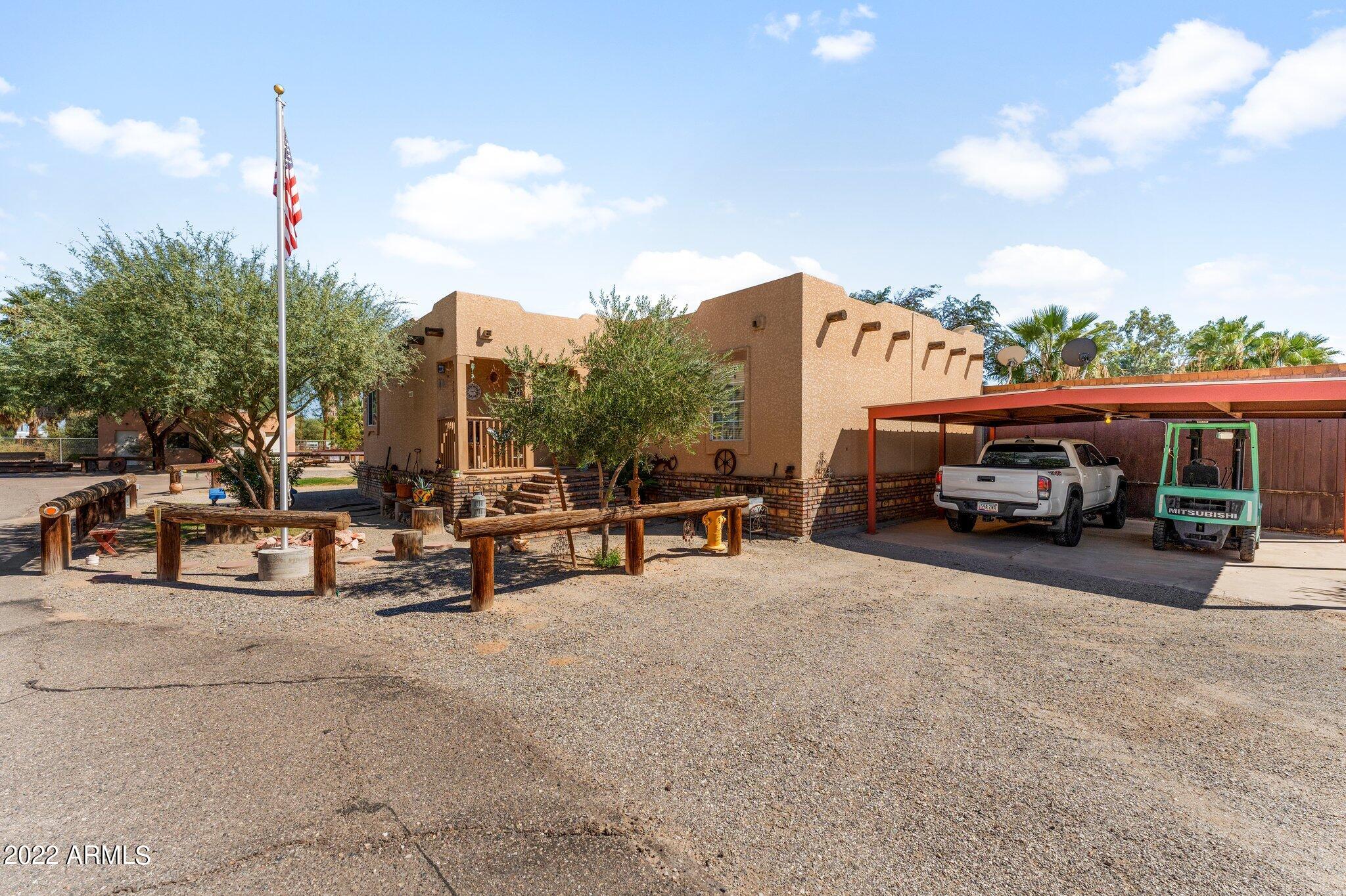 WENDEN TOWNSITE - Commercial Sale