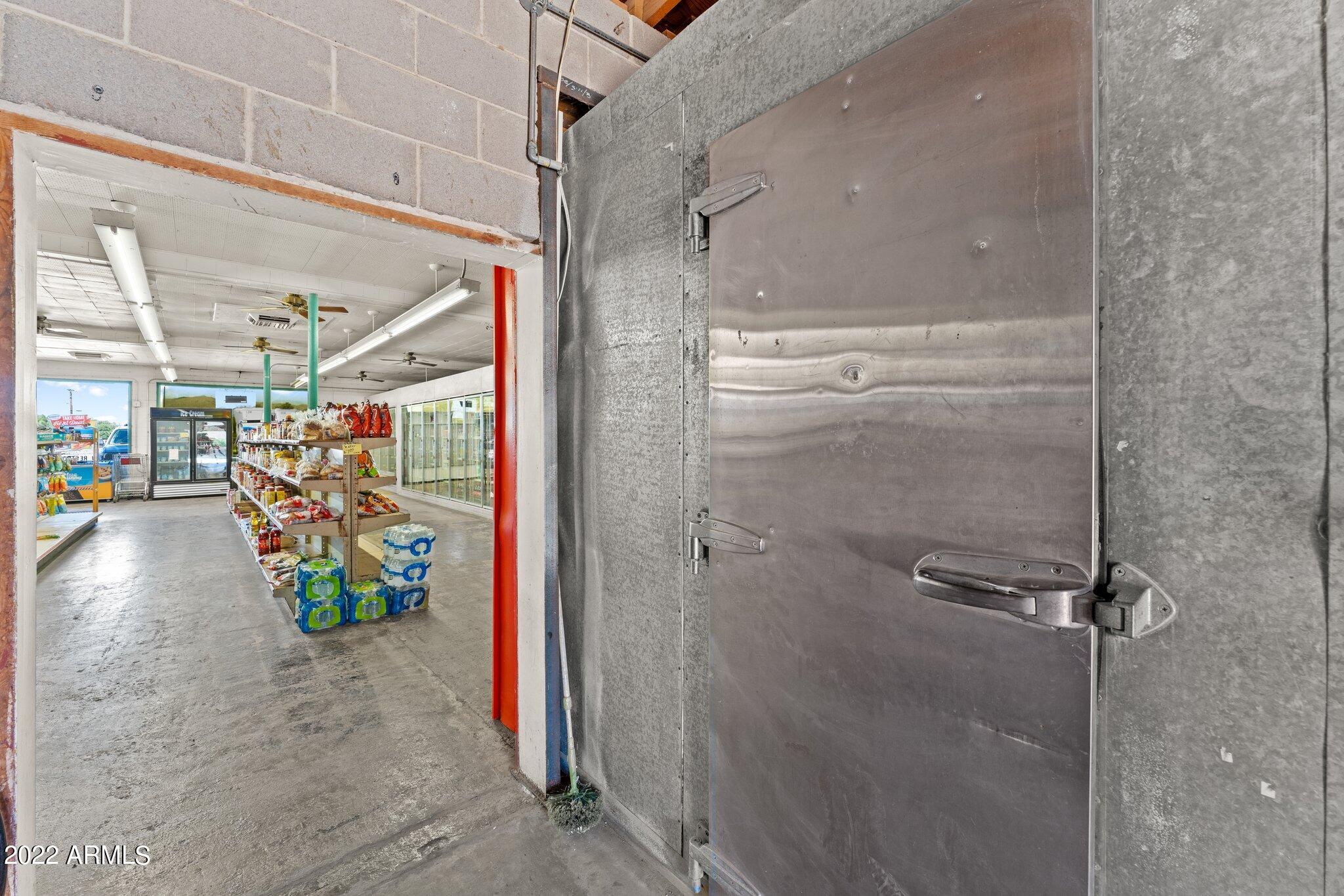 WENDEN TOWNSITE - Commercial Sale