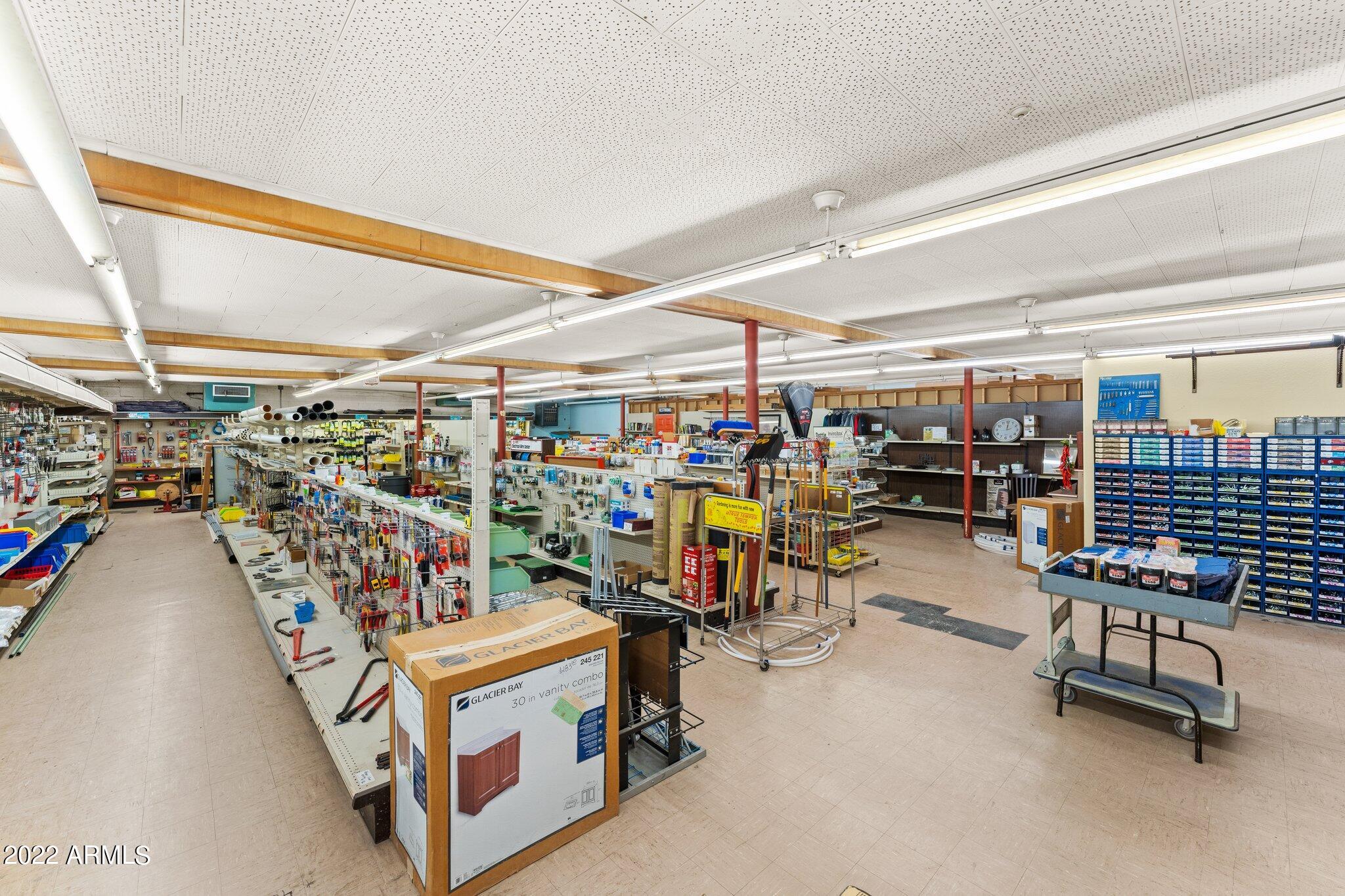 WENDEN TOWNSITE - Commercial Sale