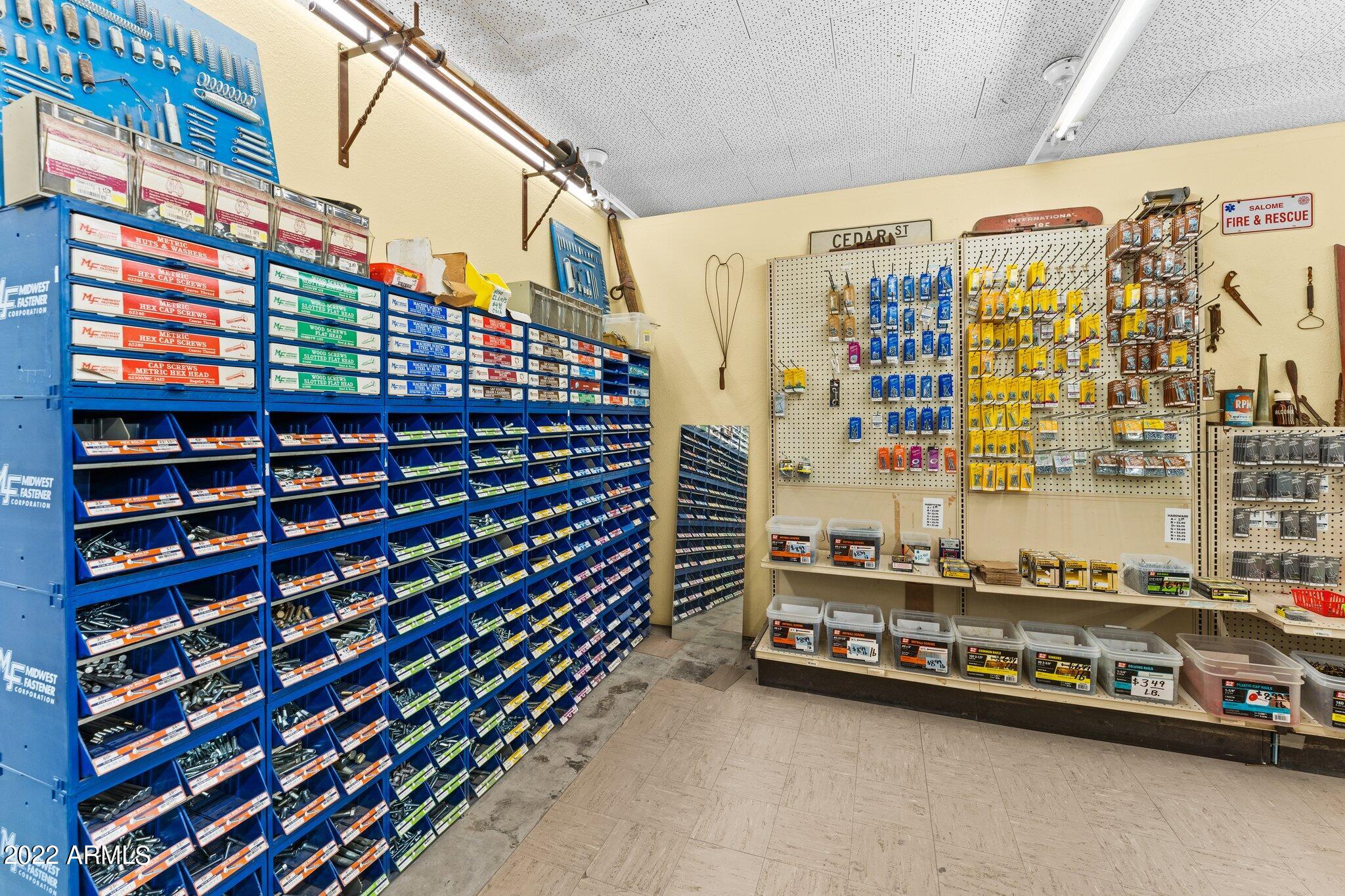 WENDEN TOWNSITE - Commercial Sale