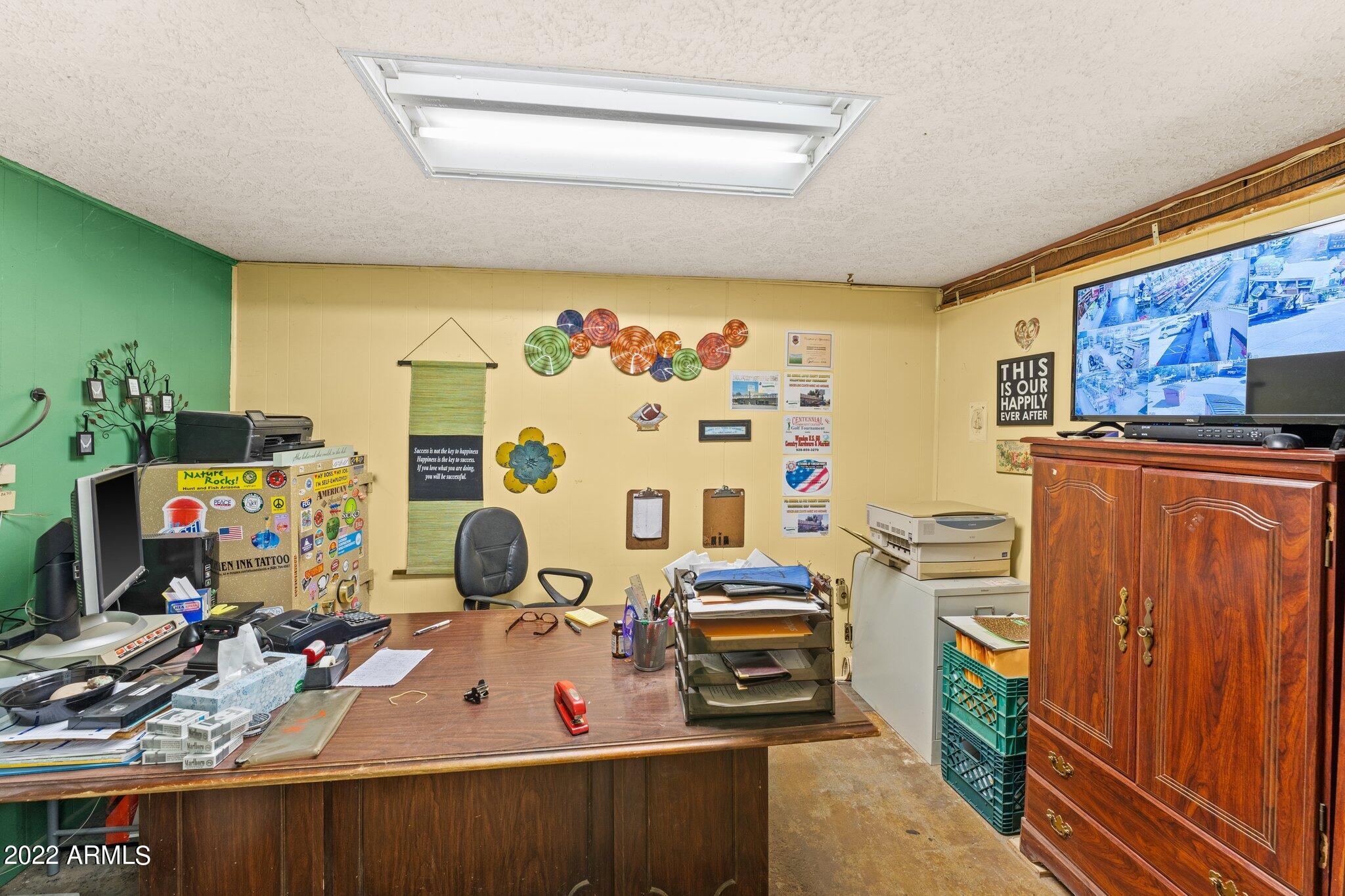 WENDEN TOWNSITE - Commercial Sale