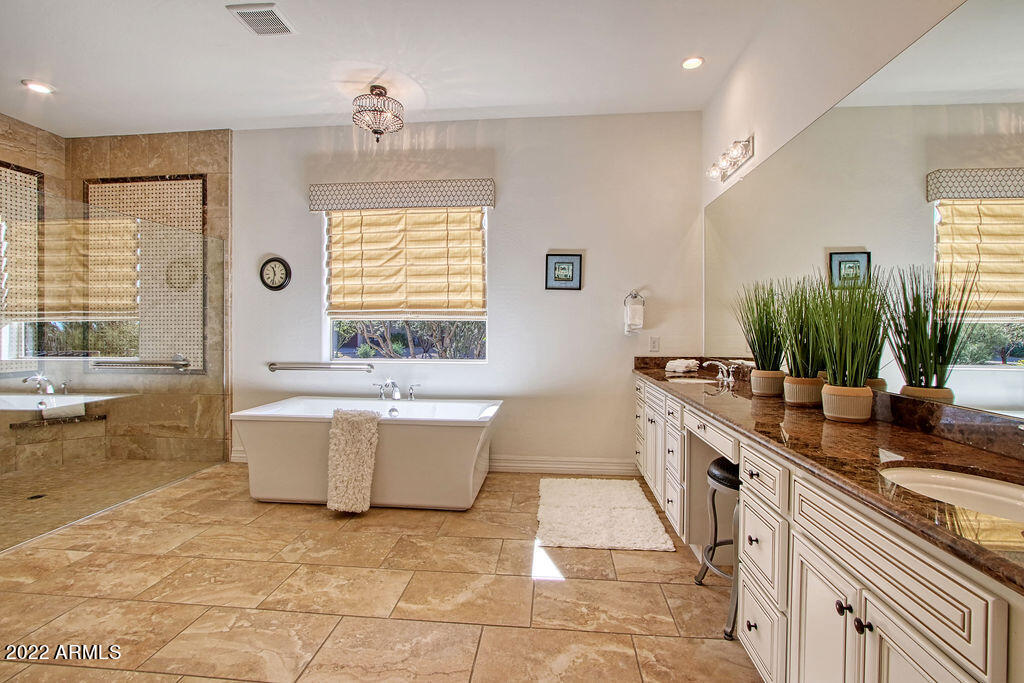 TURQUESA EQUESTRIAN ESTATES - Residential