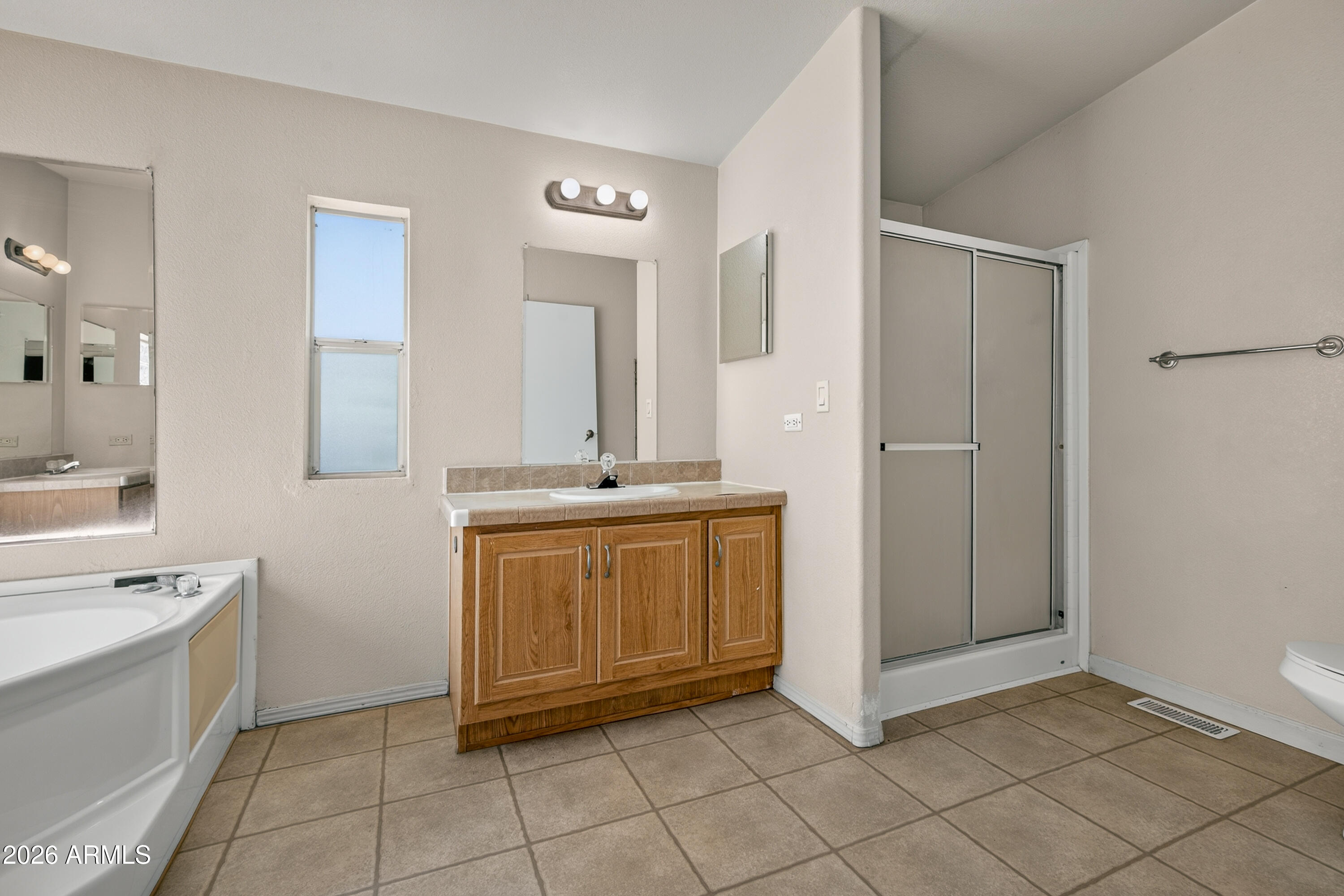 VERDE LAKE ESTATES - Residential