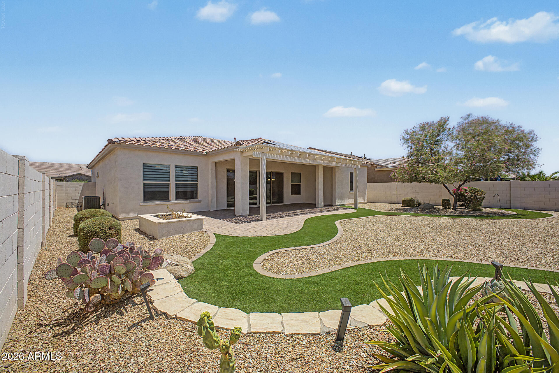 ZANJERO TRAILS INFRASTRUCTURE PHASE 1A 1B PARCEL Windrose - Residential