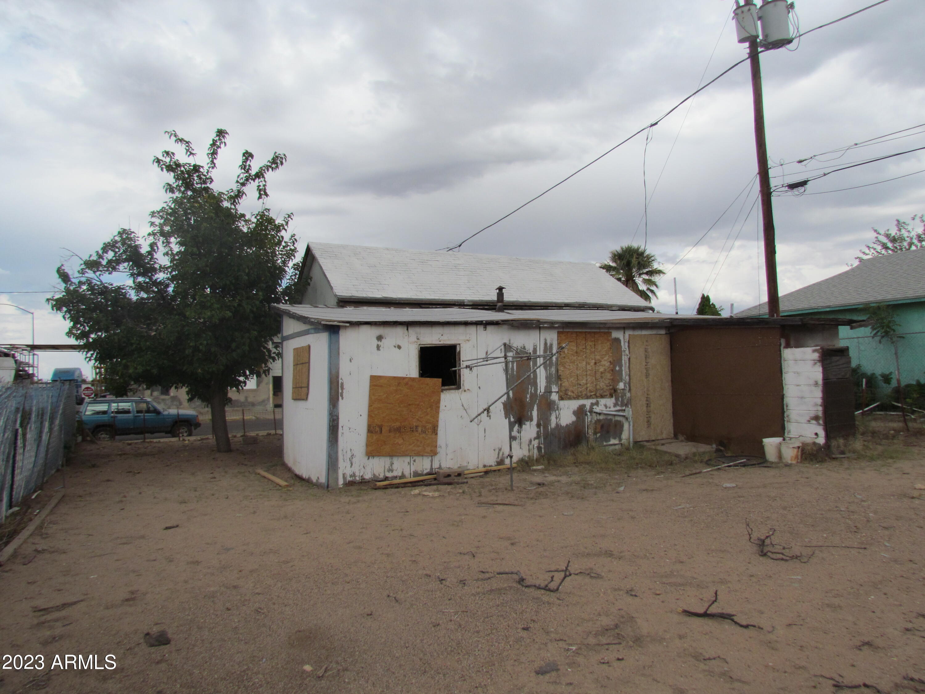 DOUGLAS - Residential