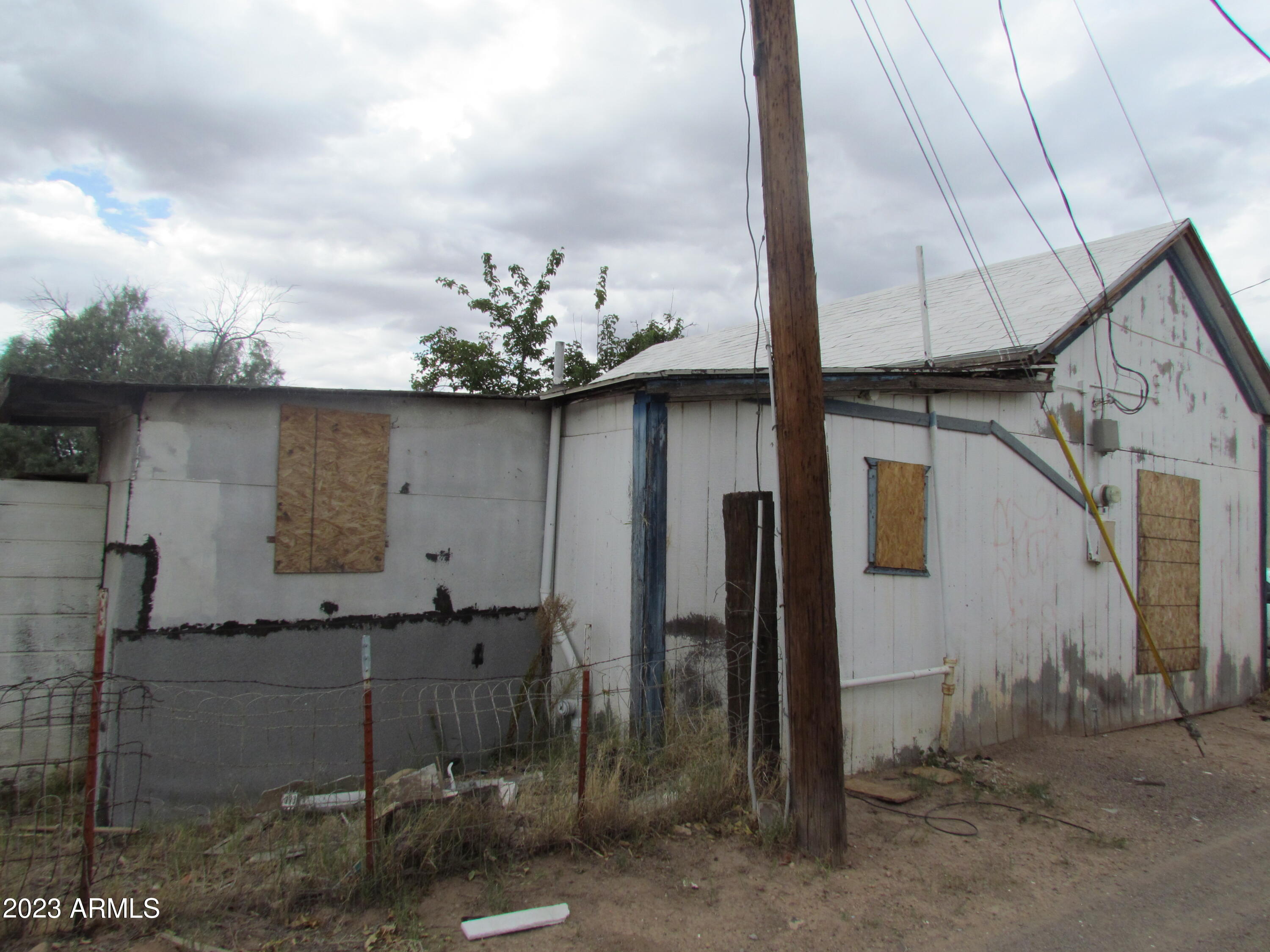 DOUGLAS - Residential