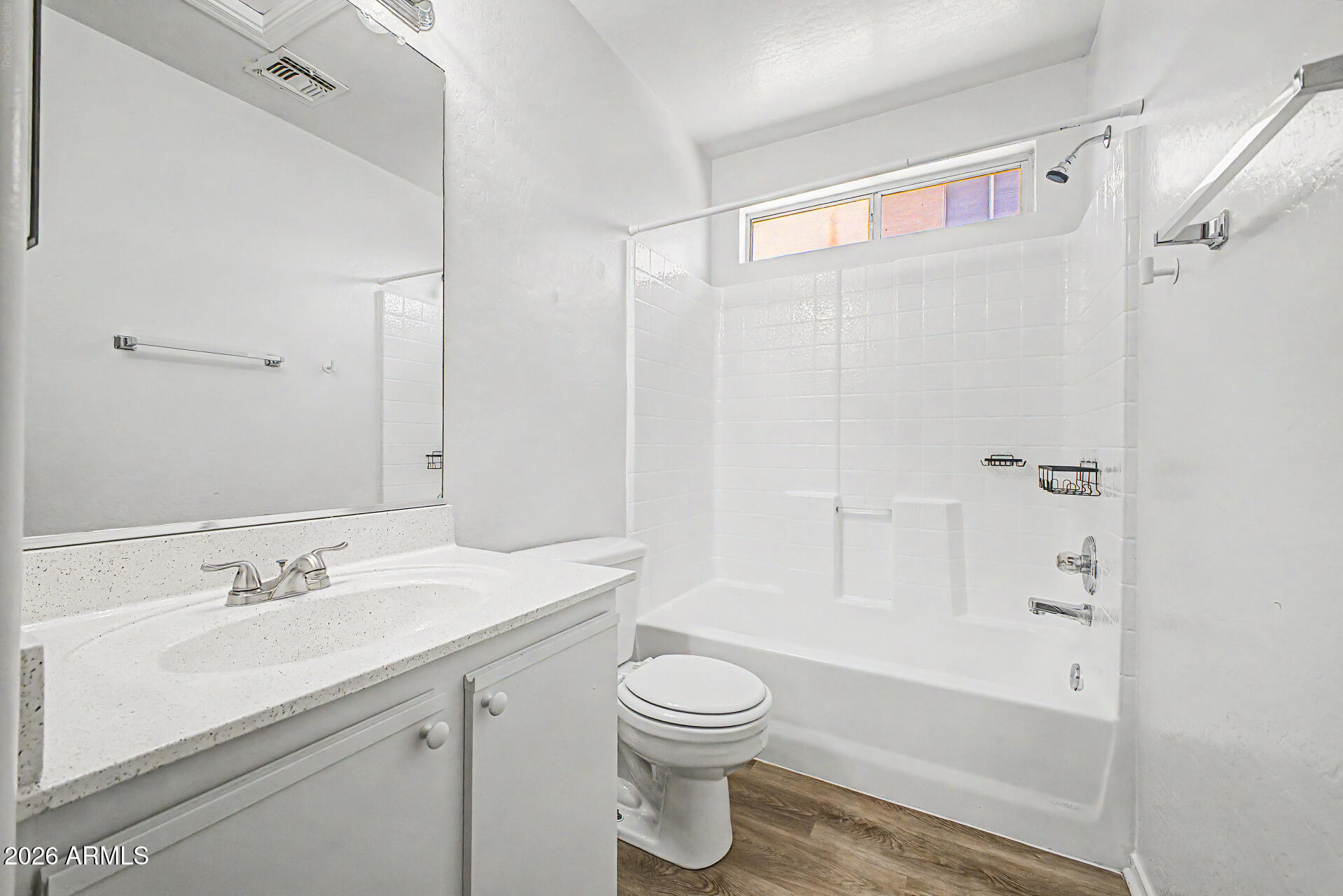 SUNDIAL 3 UNIT 1 - Residential