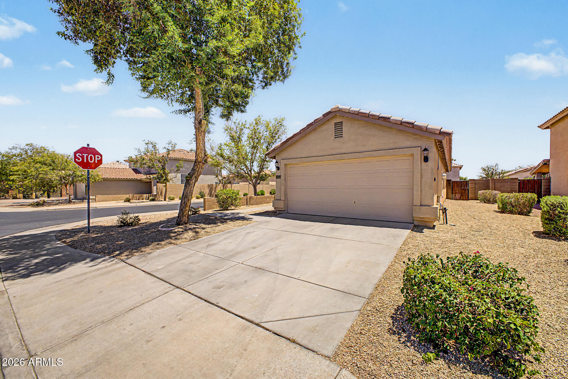 SUNDIAL 3 UNIT 1 - Residential