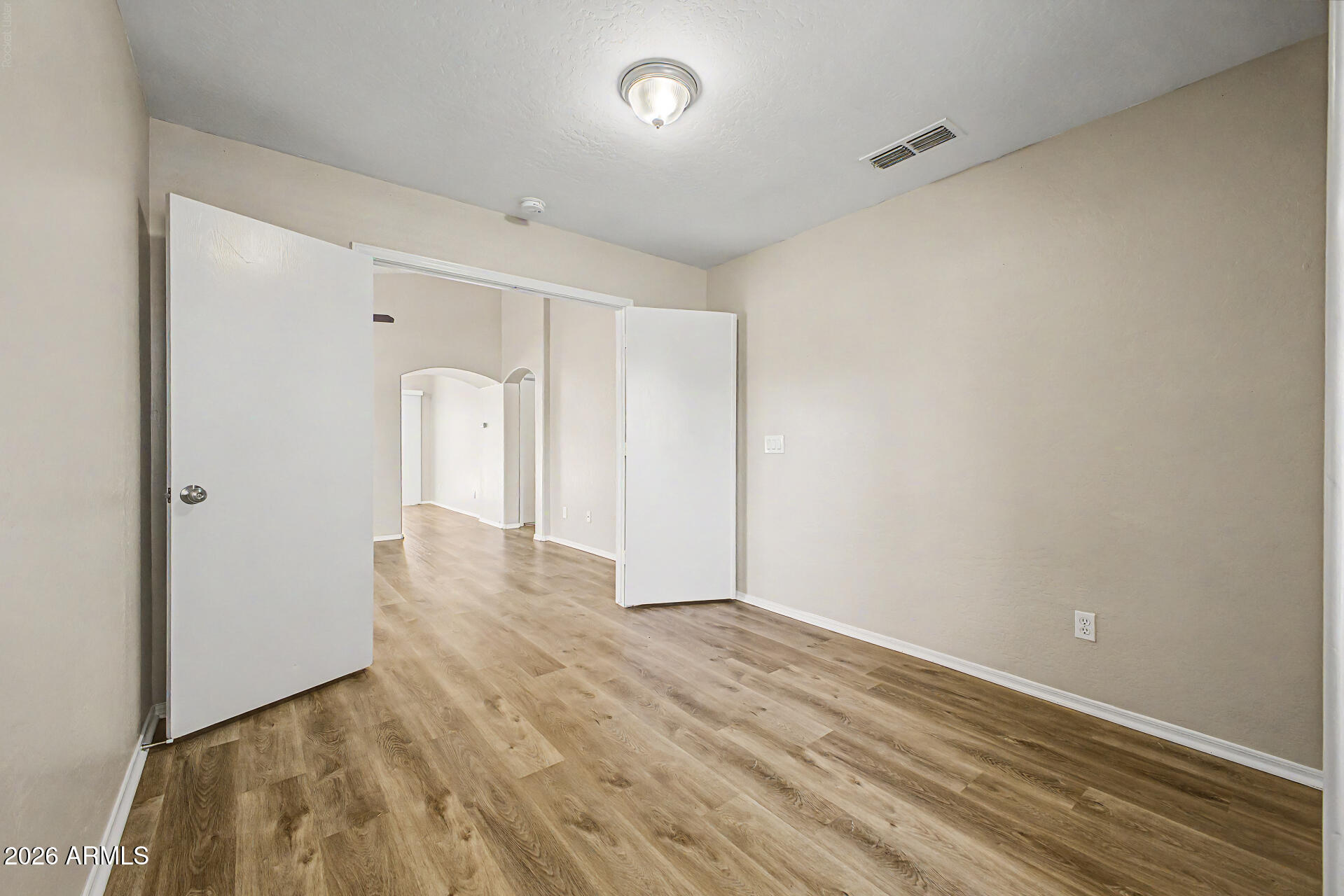 SUNDIAL 3 UNIT 1 - Residential