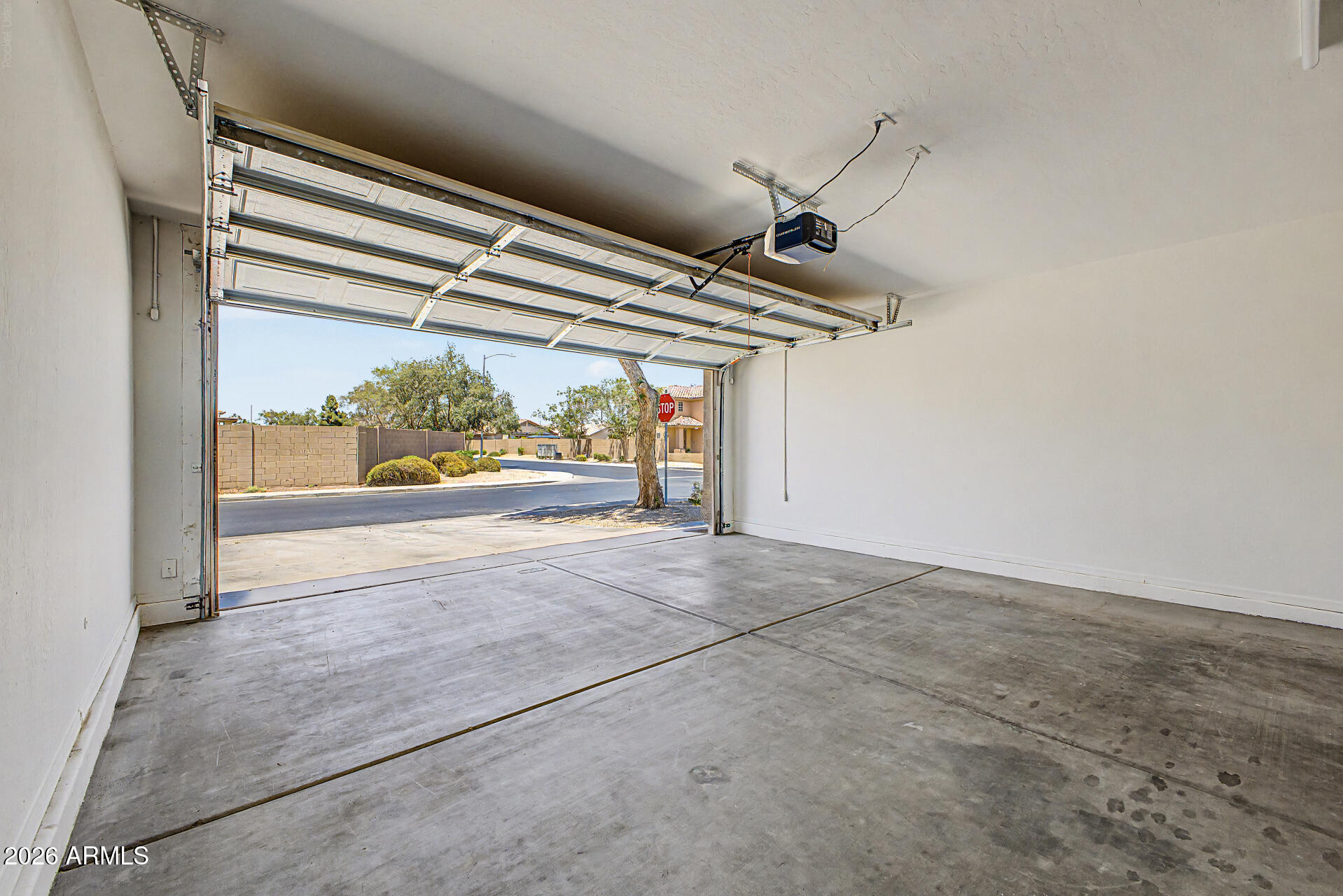 SUNDIAL 3 UNIT 1 - Residential