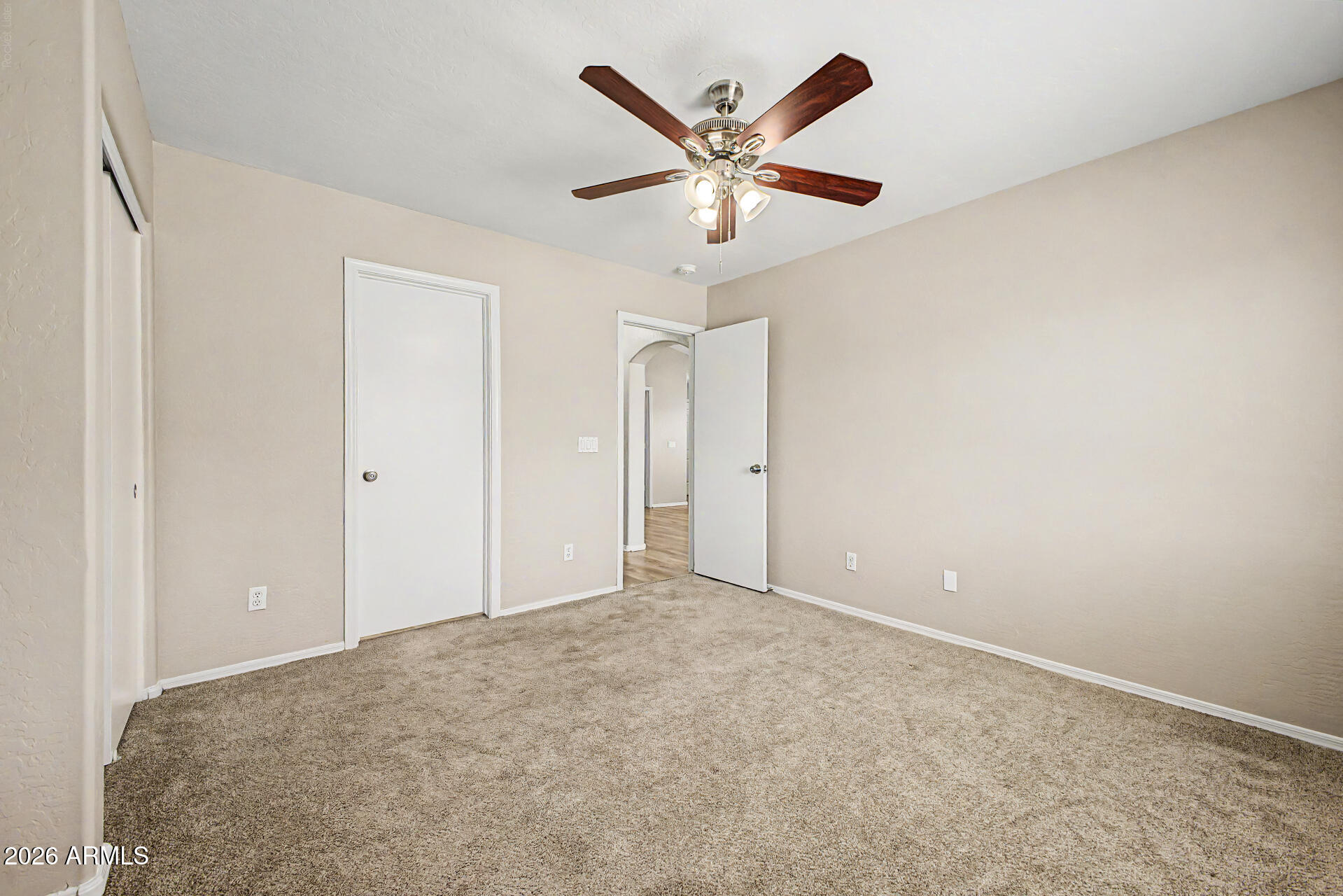 SUNDIAL 3 UNIT 1 - Residential