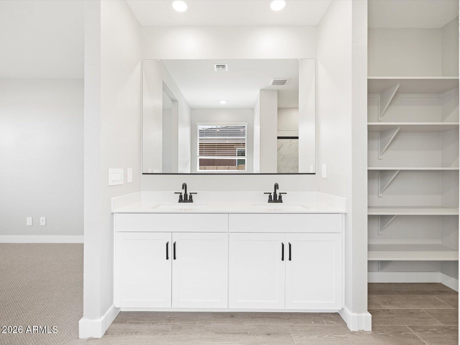 BLOSSOM ROCK PHASE 2 - Residential