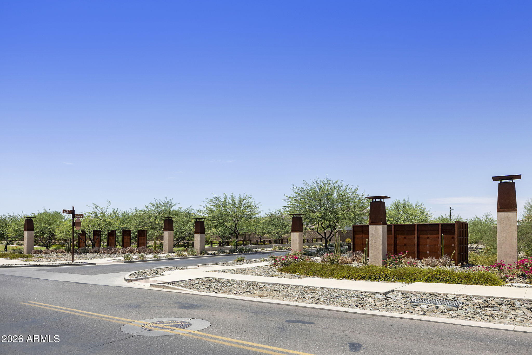 EASTMARK DEVELOPMENT UNIT 5/6 SOUTH PRCLS 6-16 6- - Residential
