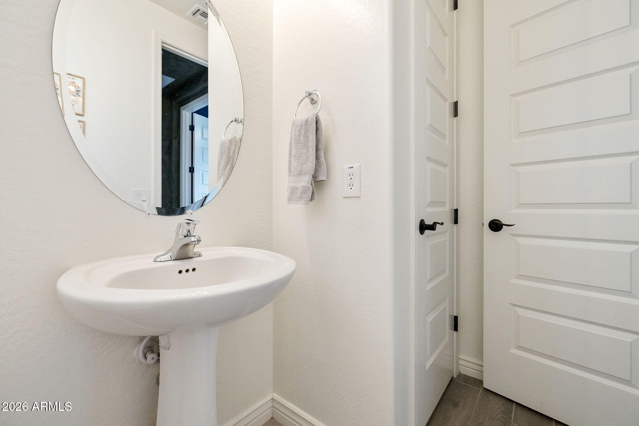 EASTMARK DEVELOPMENT UNIT 5/6 SOUTH PRCLS 6-16 6- - Residential