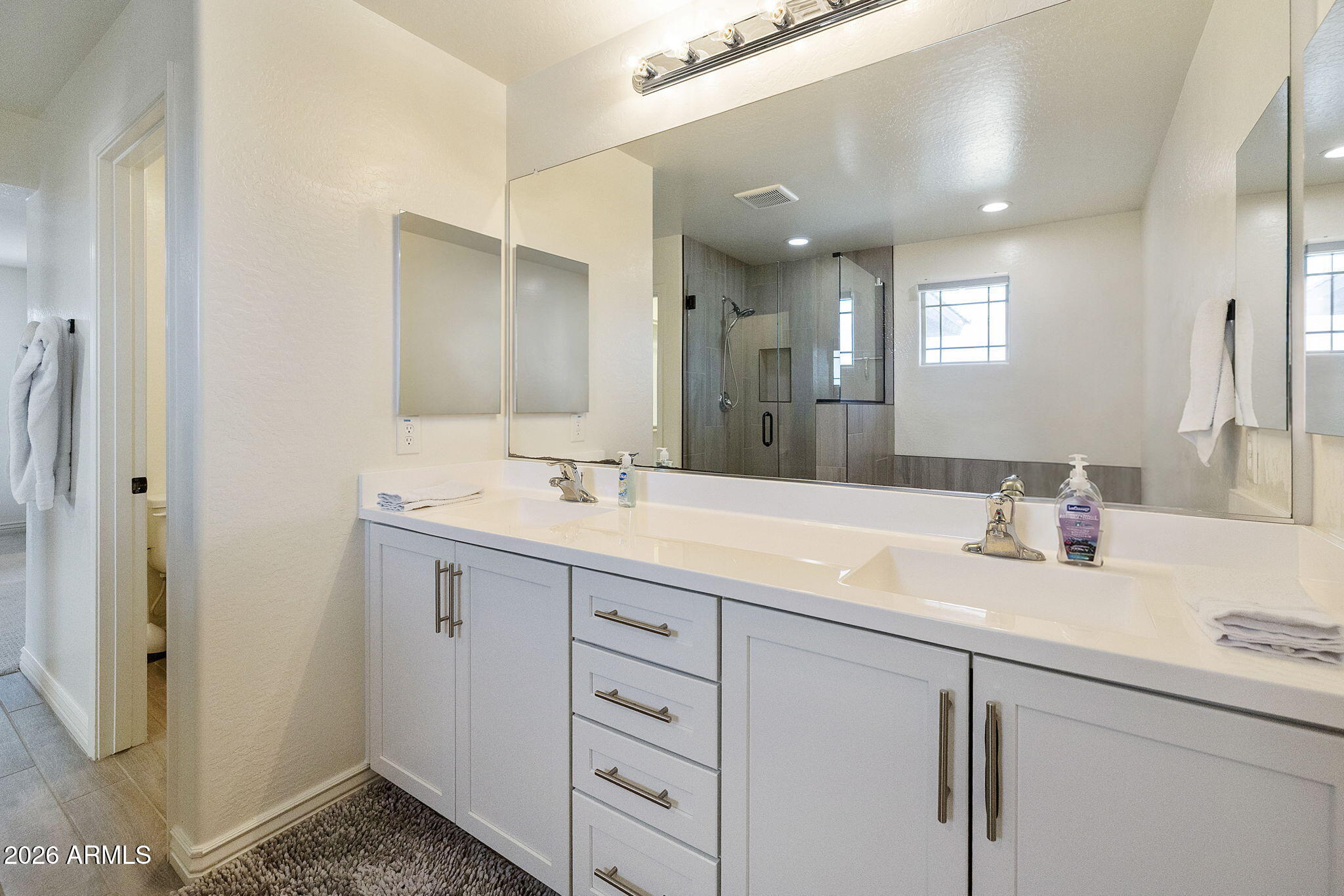 EASTMARK DEVELOPMENT UNIT 5/6 SOUTH PRCLS 6-16 6- - Residential