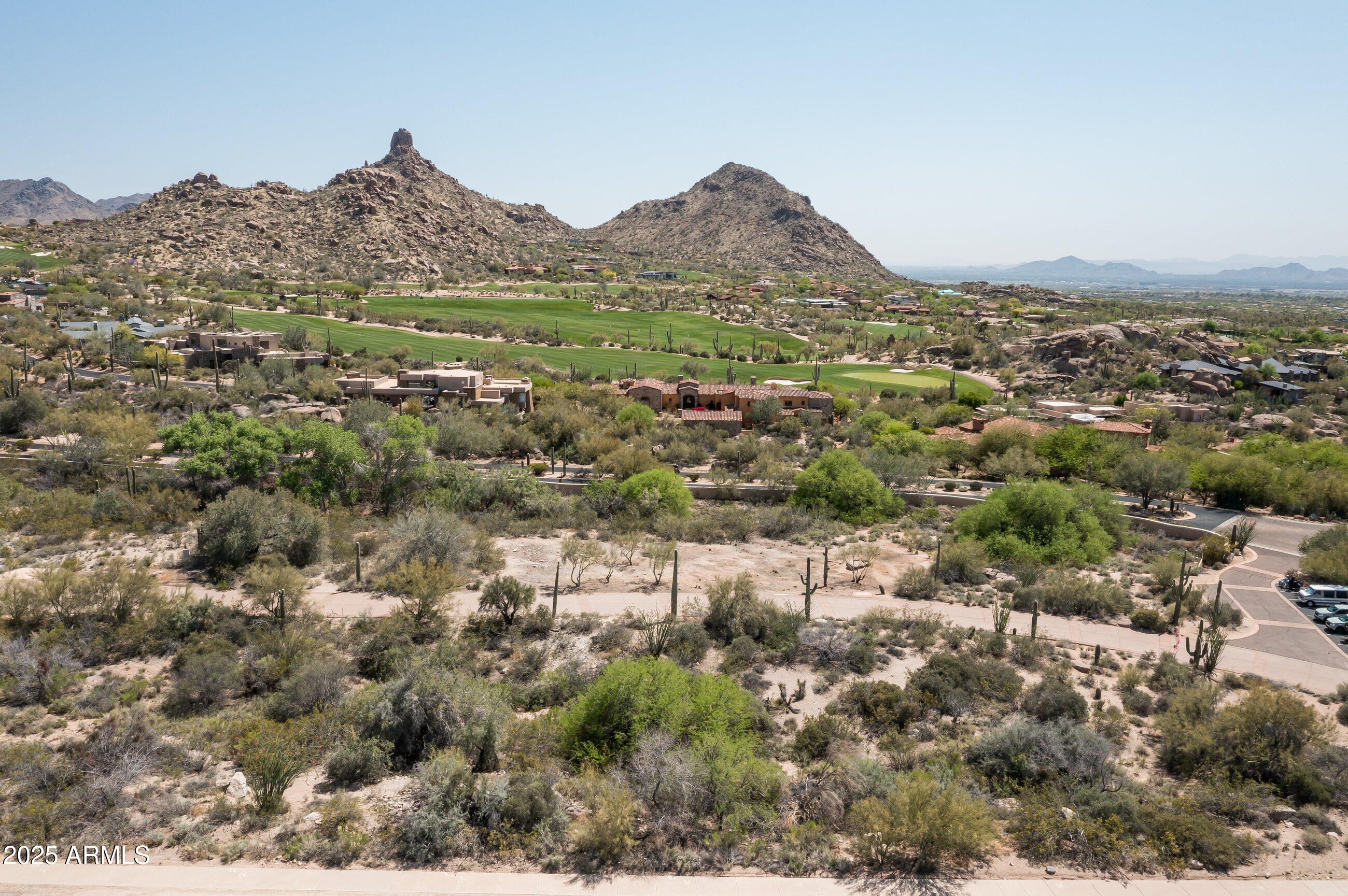 ESTANCIA - Residential