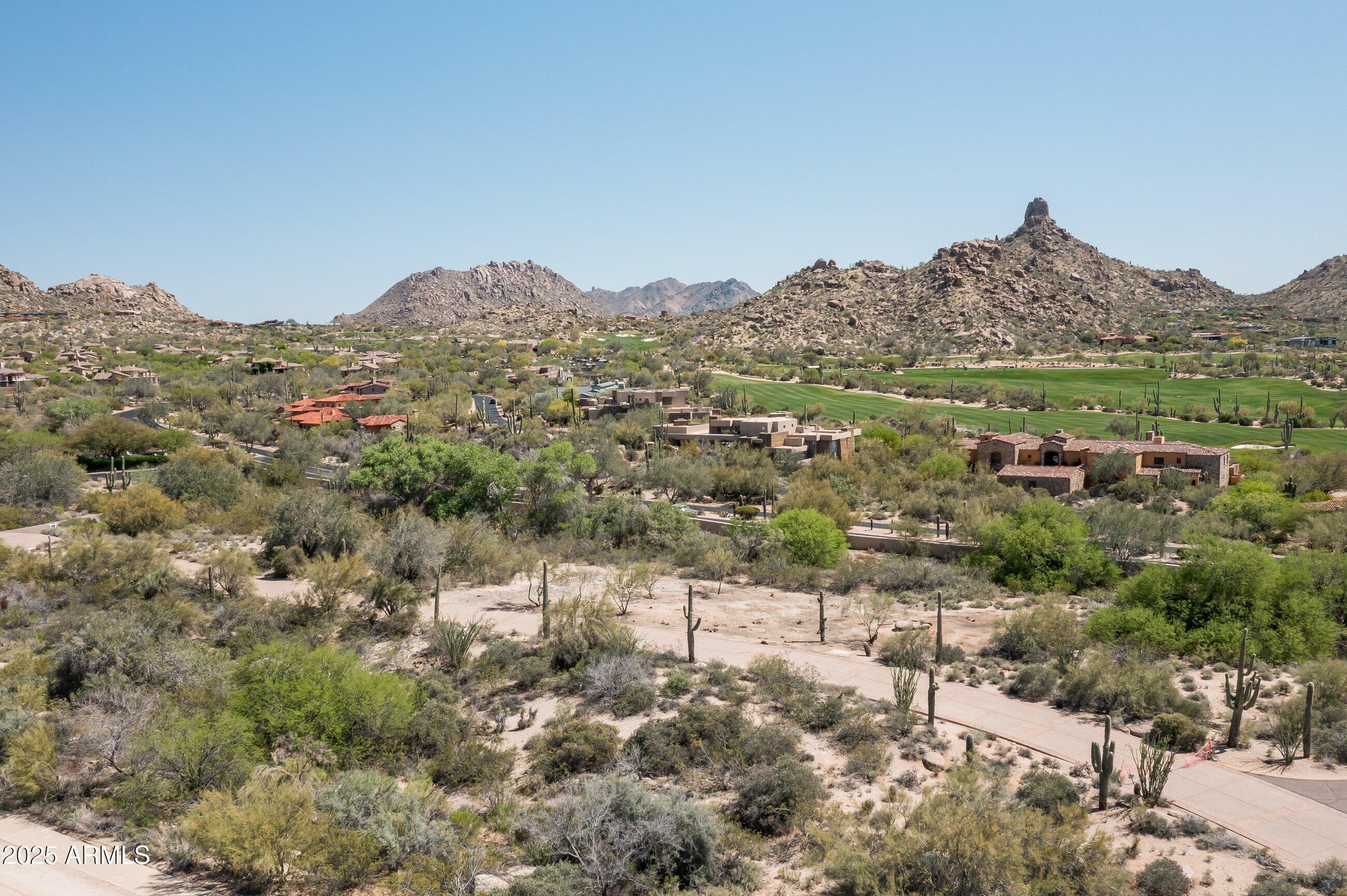 ESTANCIA - Residential