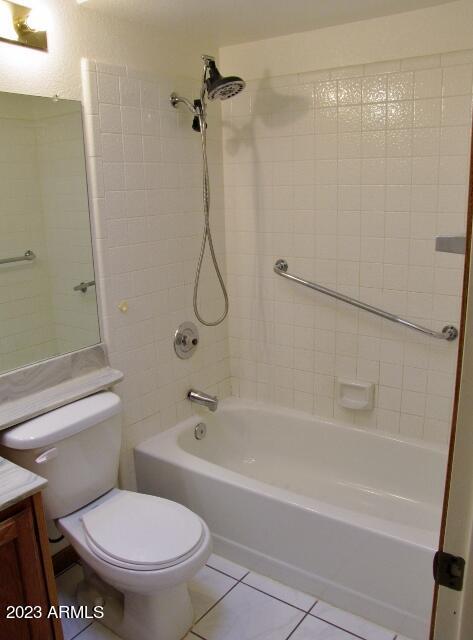 QUAIL HOLLOW - Residential Lease