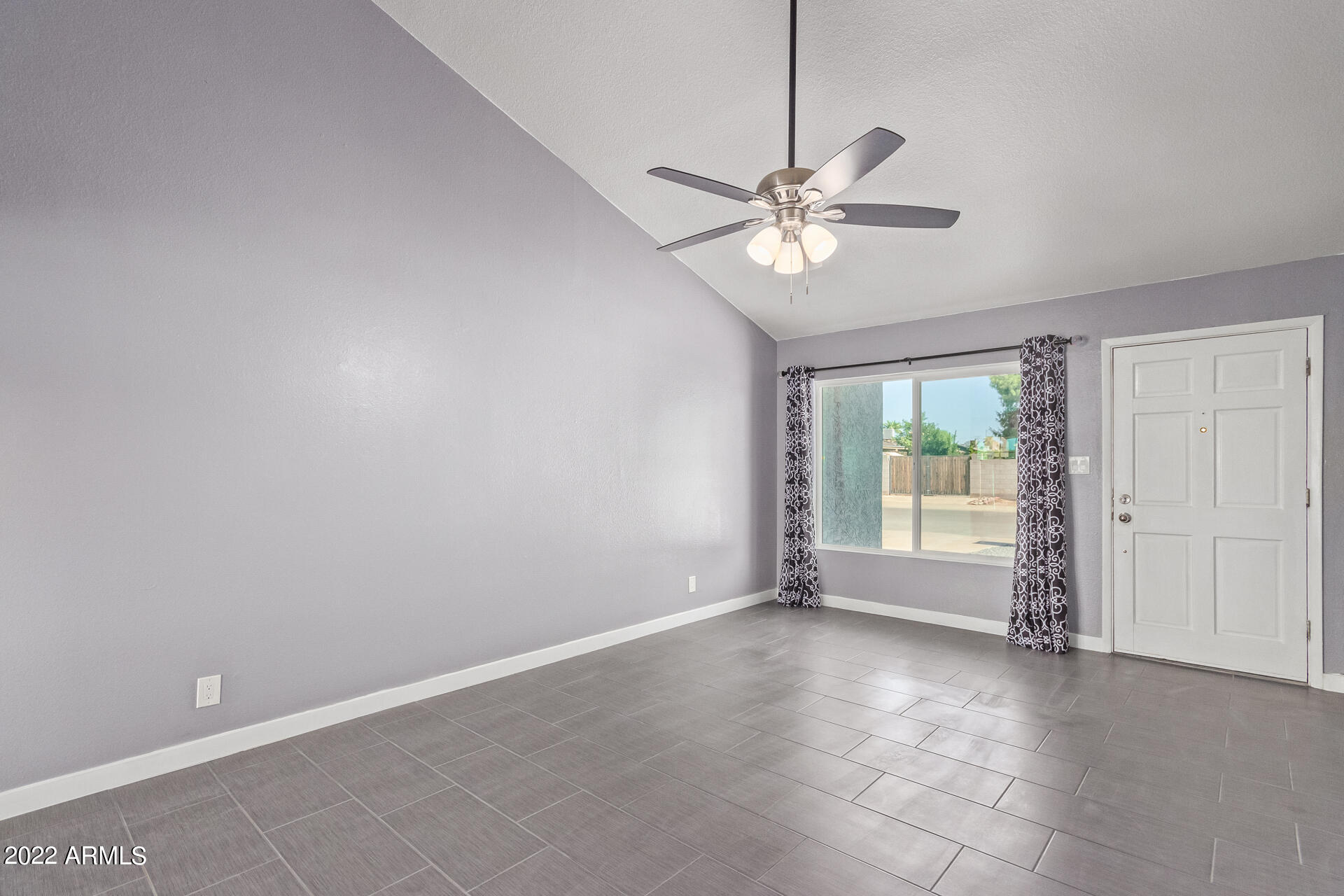 SUNRIDGE UNIT 4 - Residential Lease