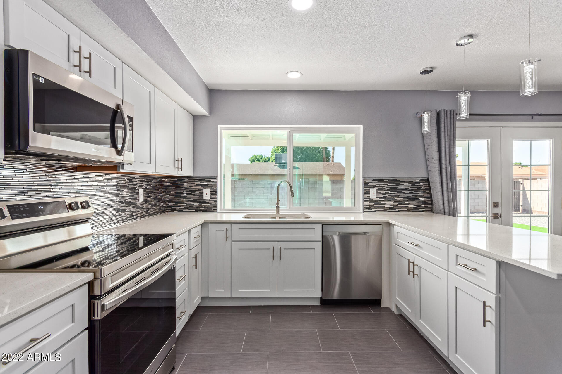 SUNRIDGE UNIT 4 - Residential Lease