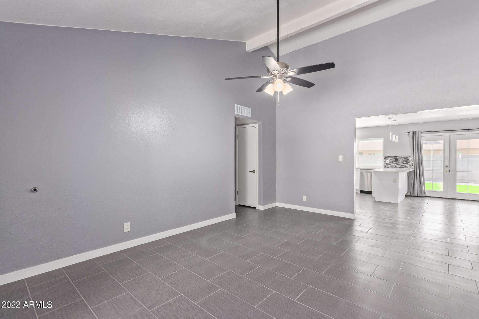 SUNRIDGE UNIT 4 - Residential Lease