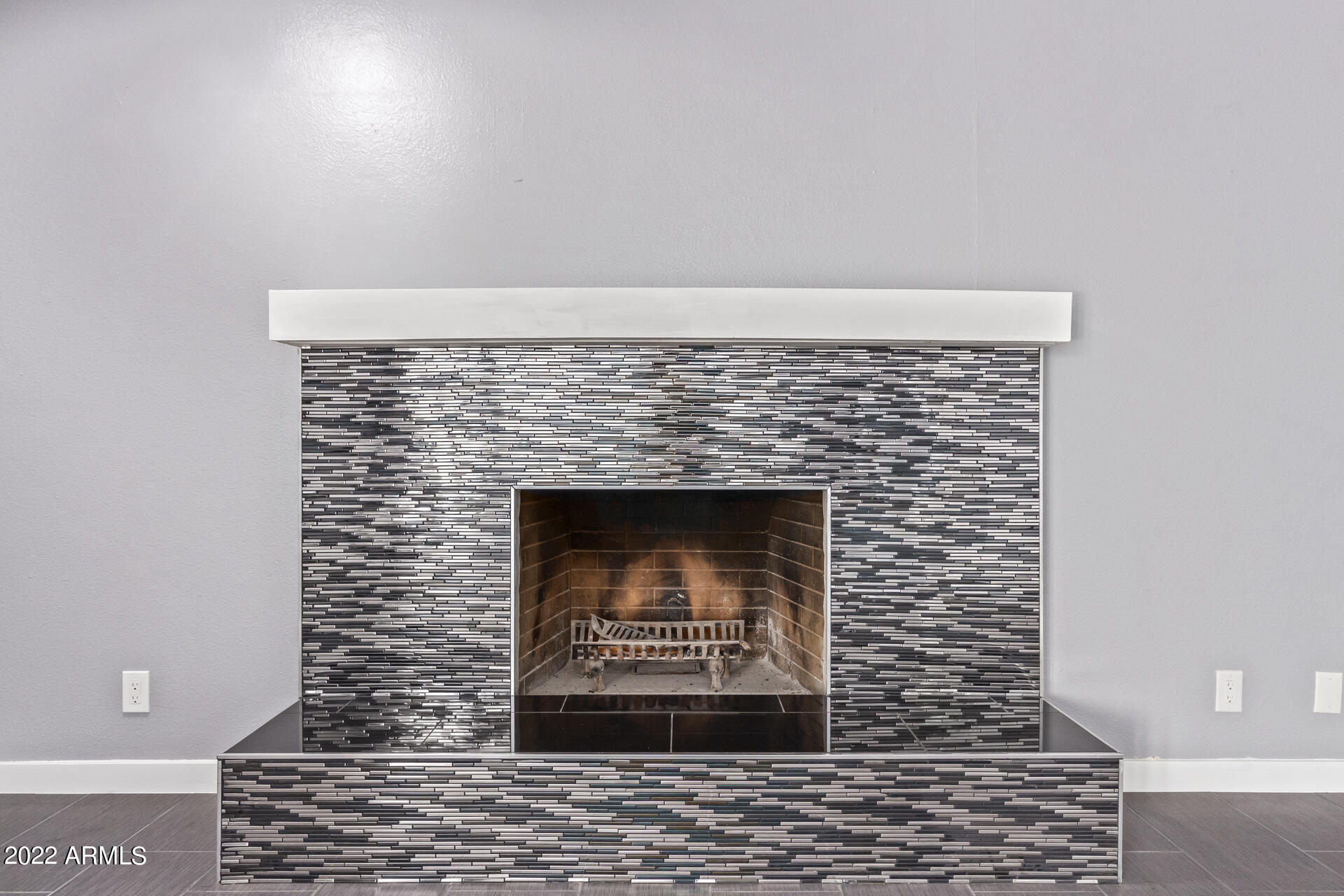 SUNRIDGE UNIT 4 - Residential Lease