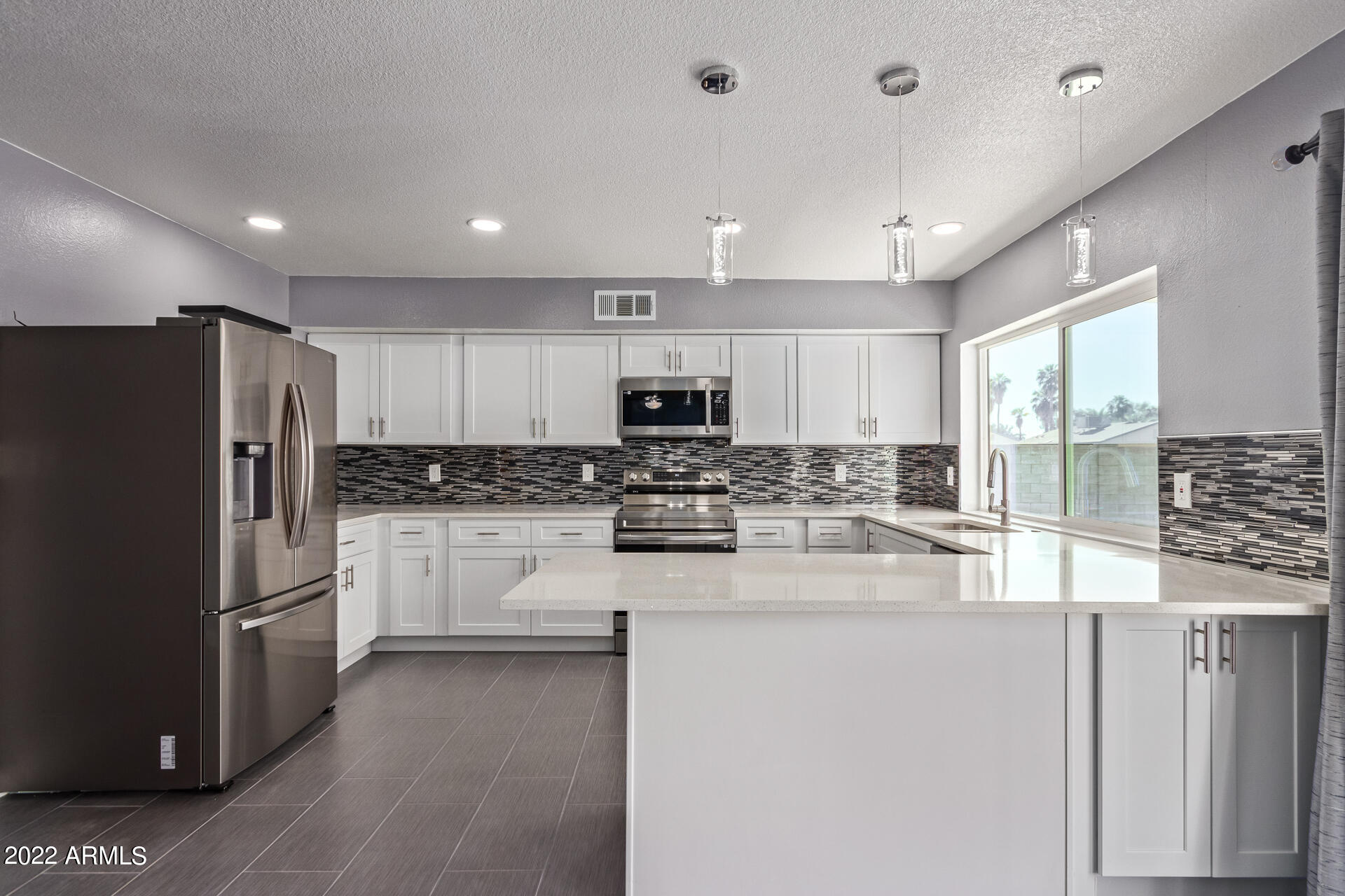 SUNRIDGE UNIT 4 - Residential Lease