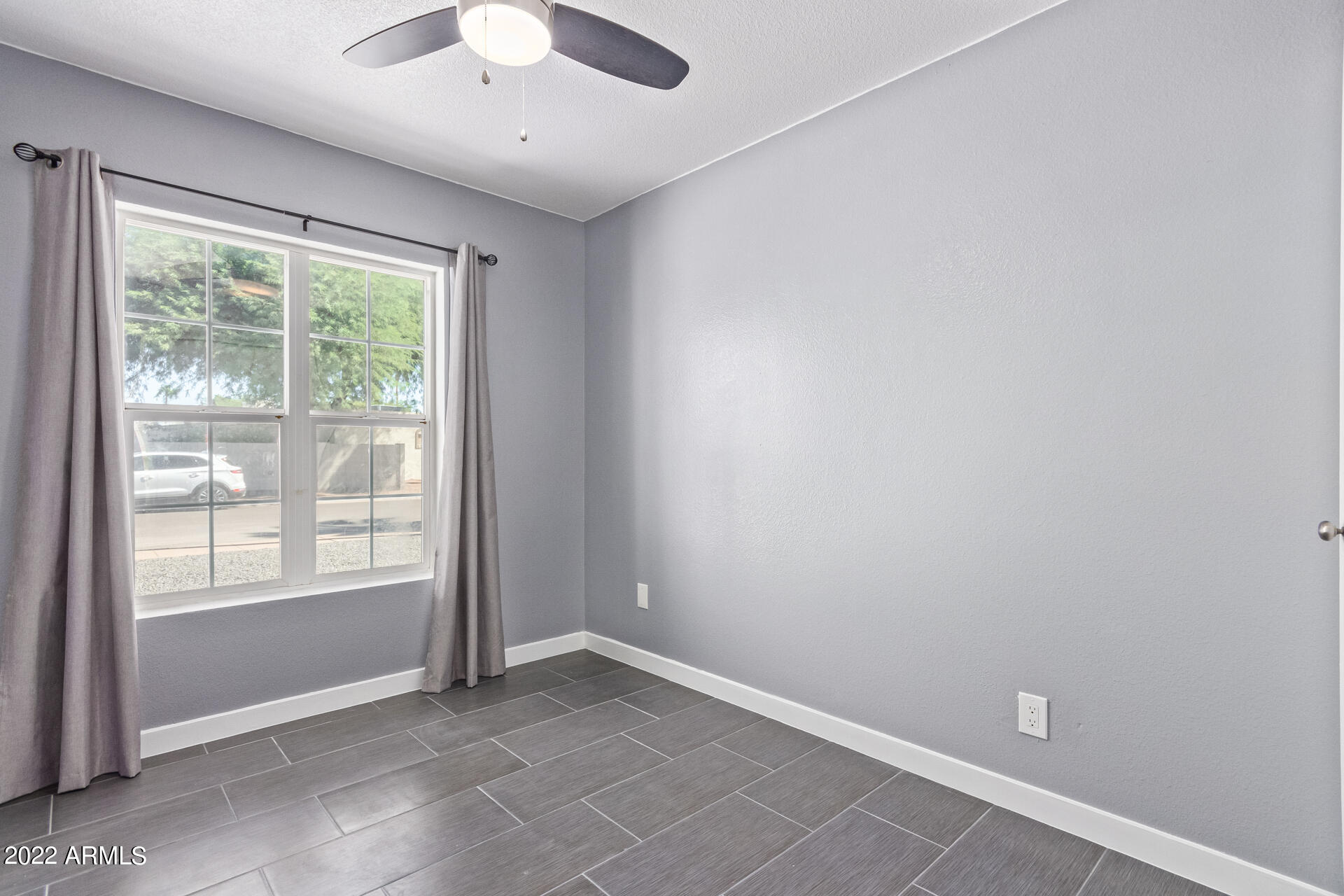 SUNRIDGE UNIT 4 - Residential Lease