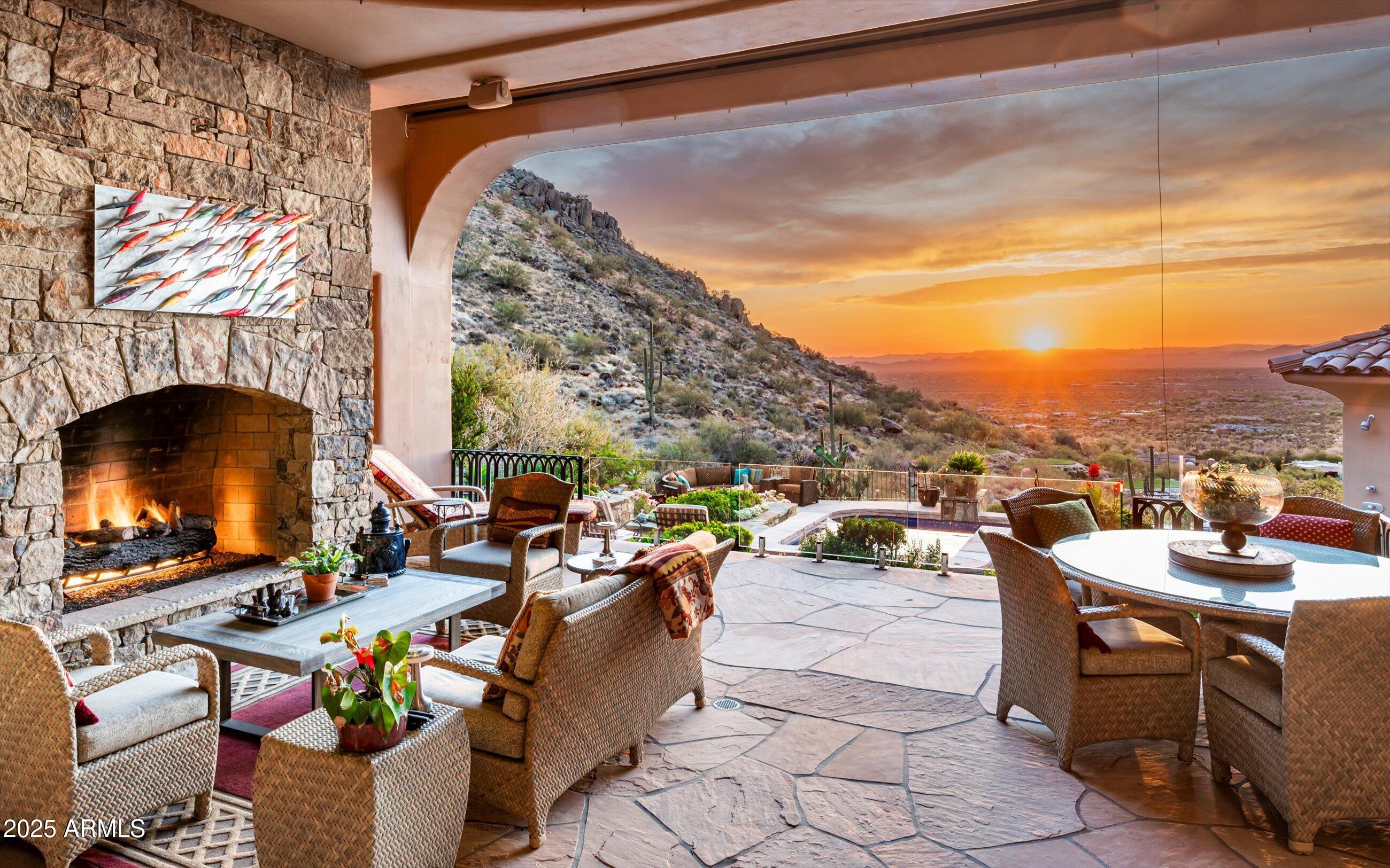 ESTANCIA - Residential