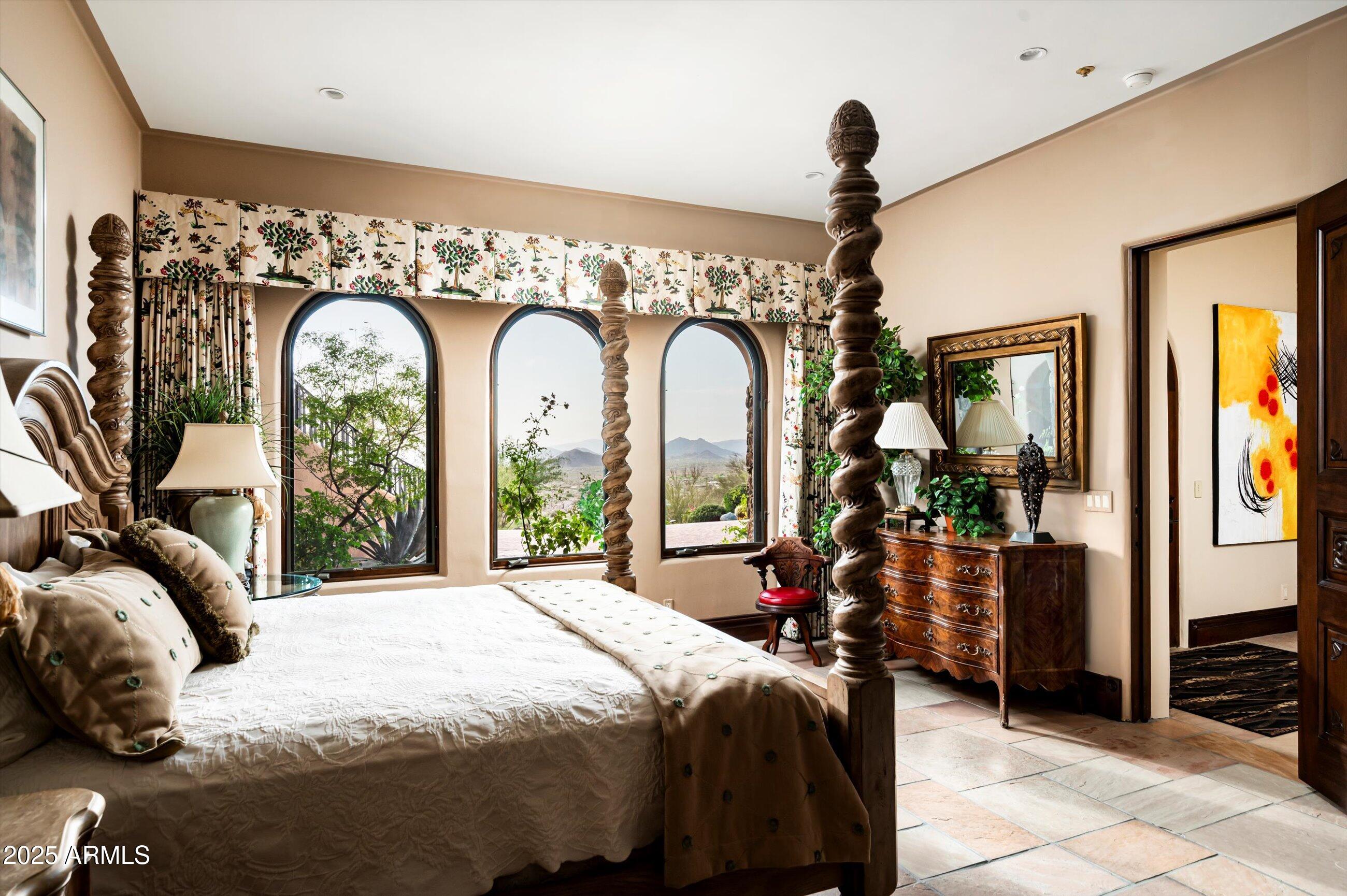ESTANCIA - Residential