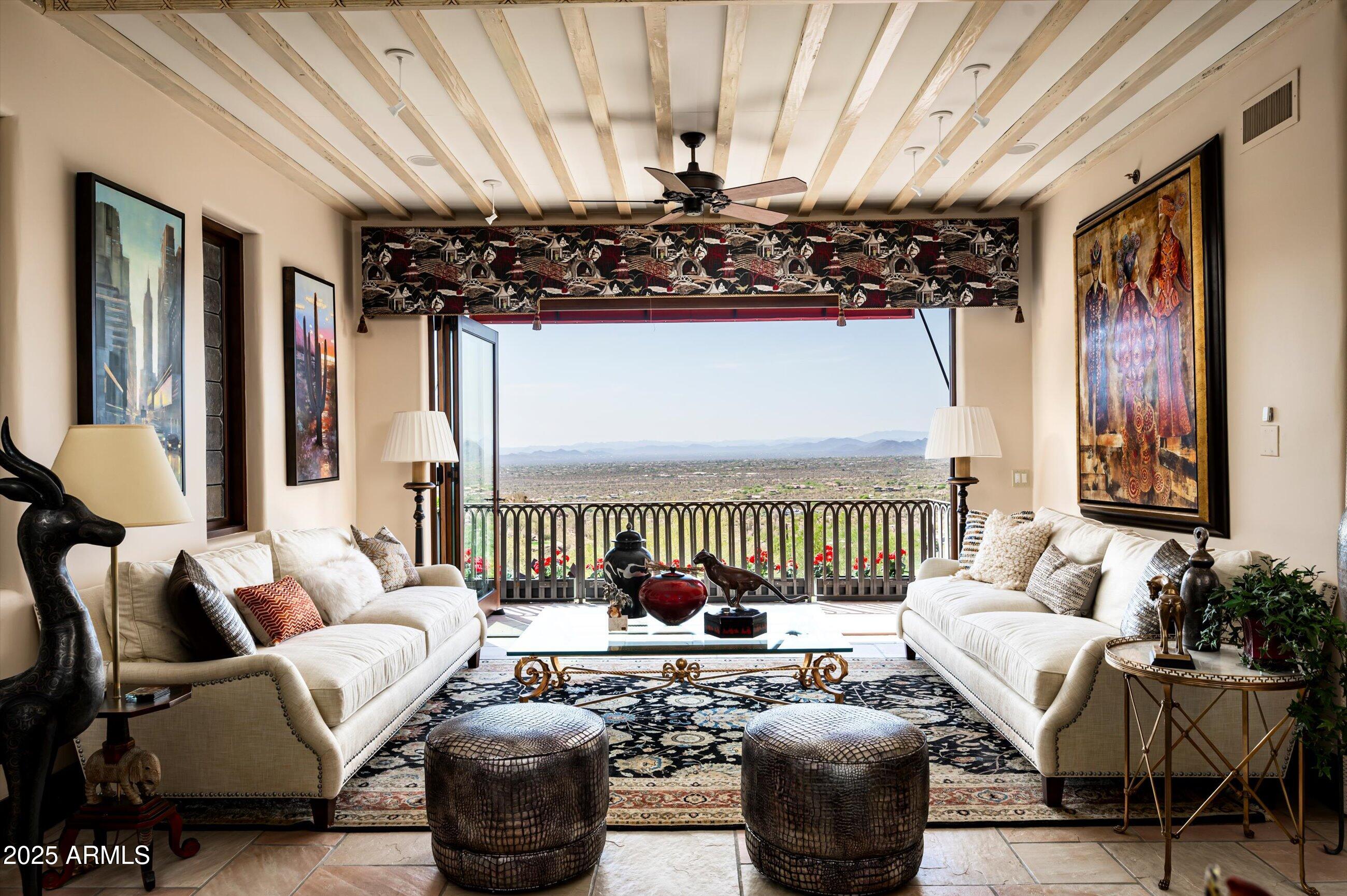 ESTANCIA - Residential
