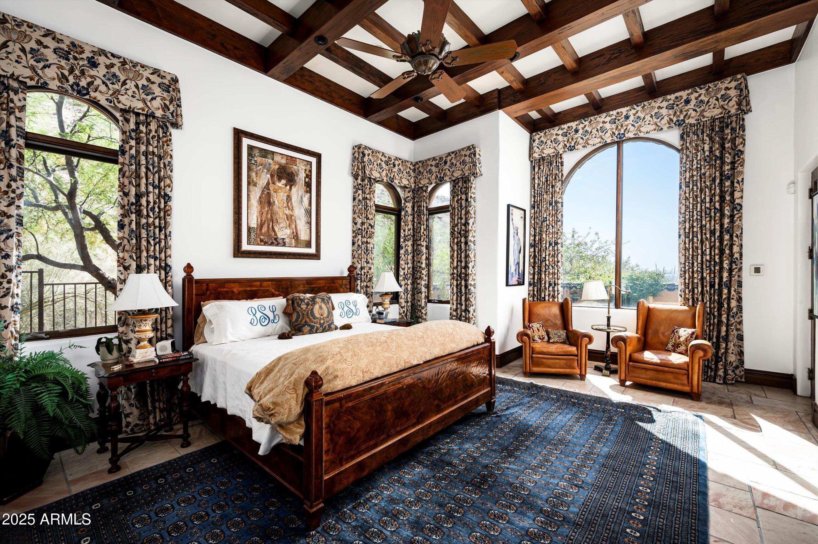 ESTANCIA - Residential