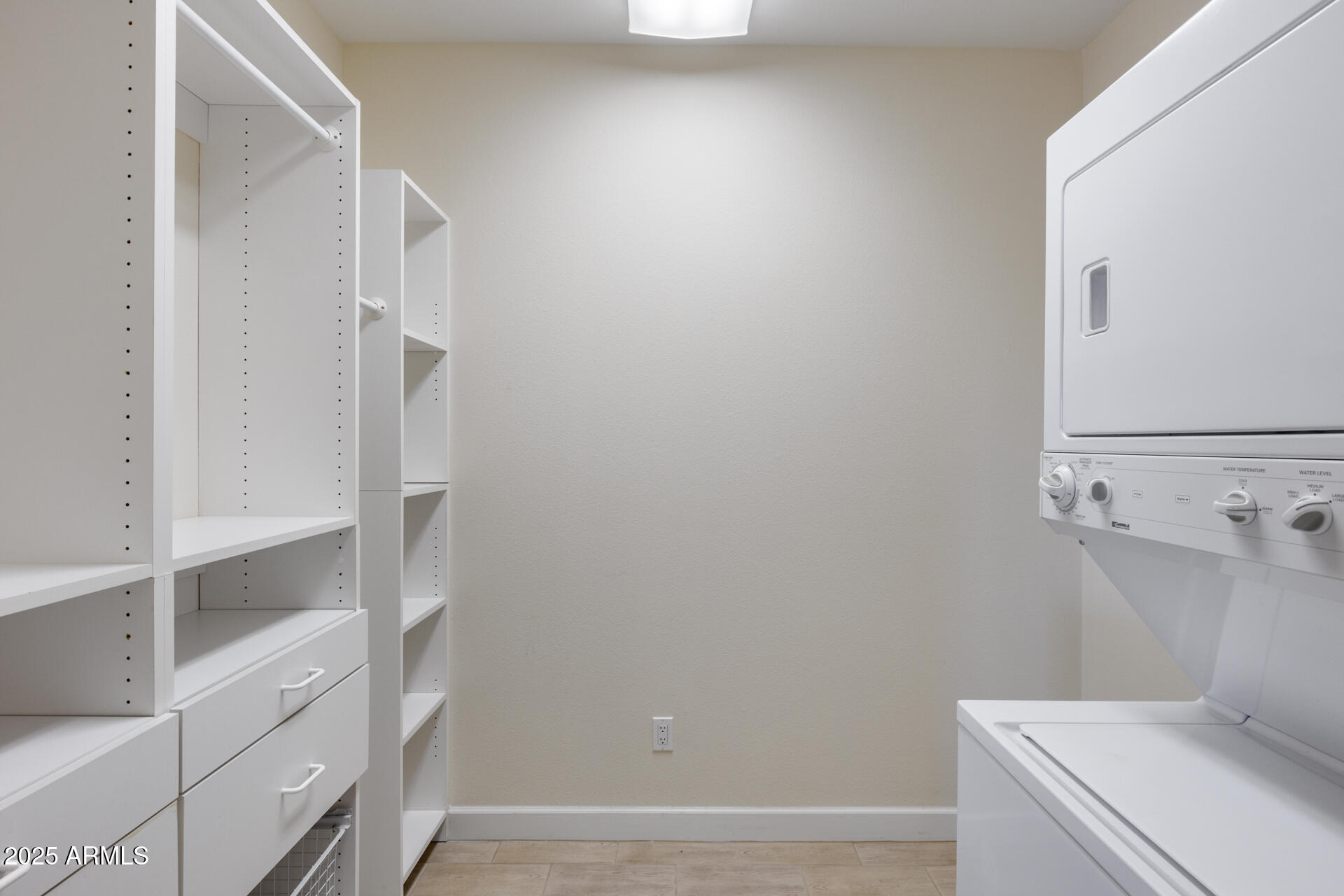 ARROWHEAD MANOR ESTATES - Residential