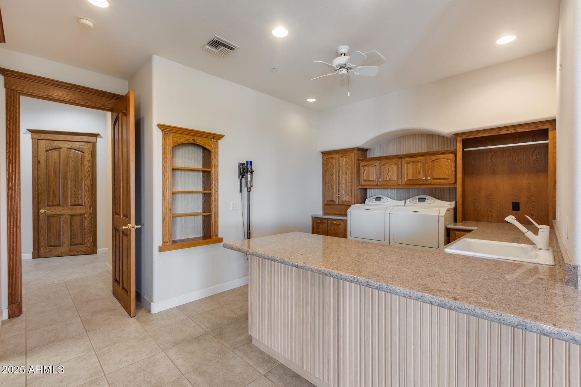 ARROWHEAD MANOR ESTATES - Residential