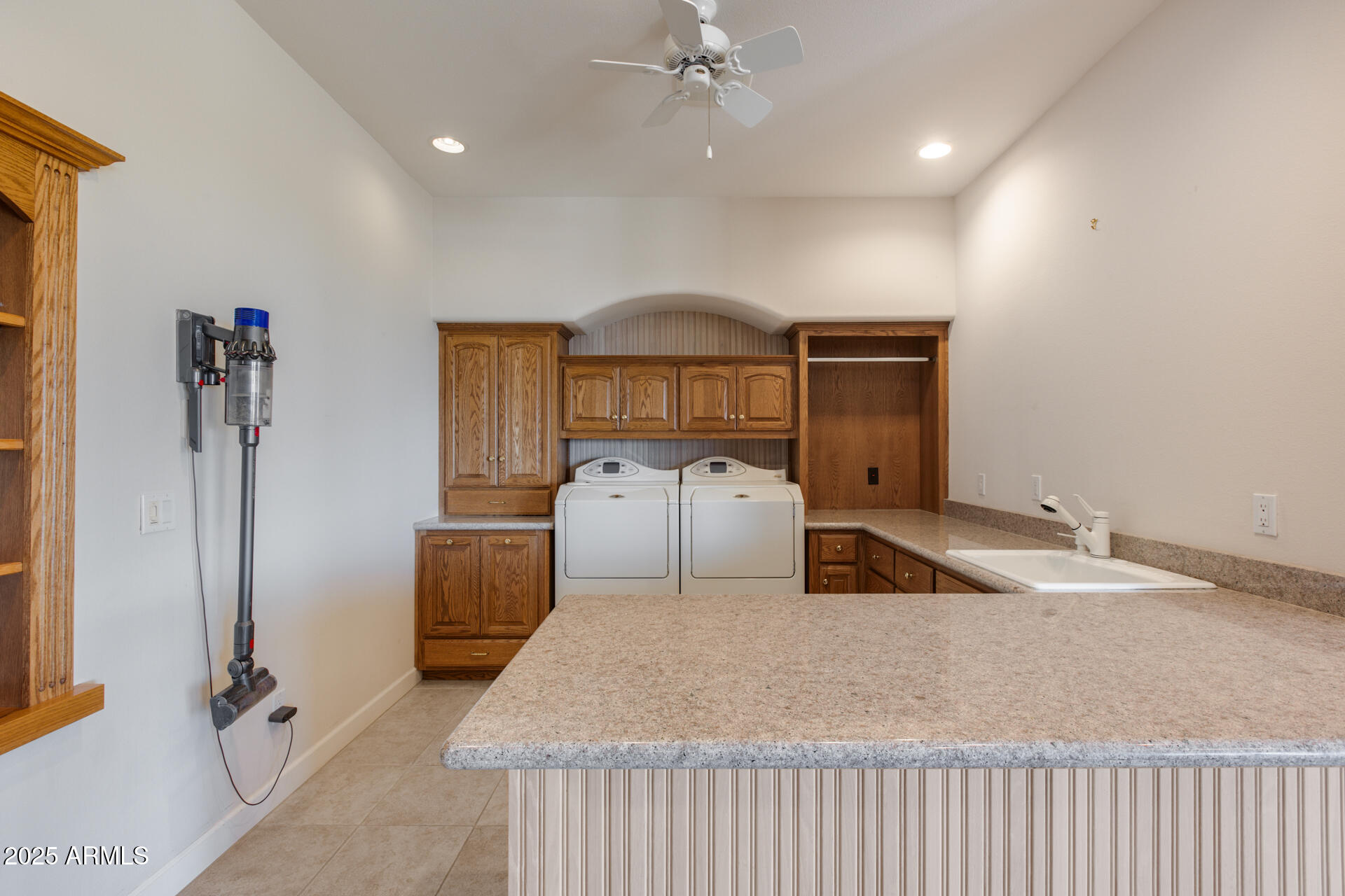 ARROWHEAD MANOR ESTATES - Residential