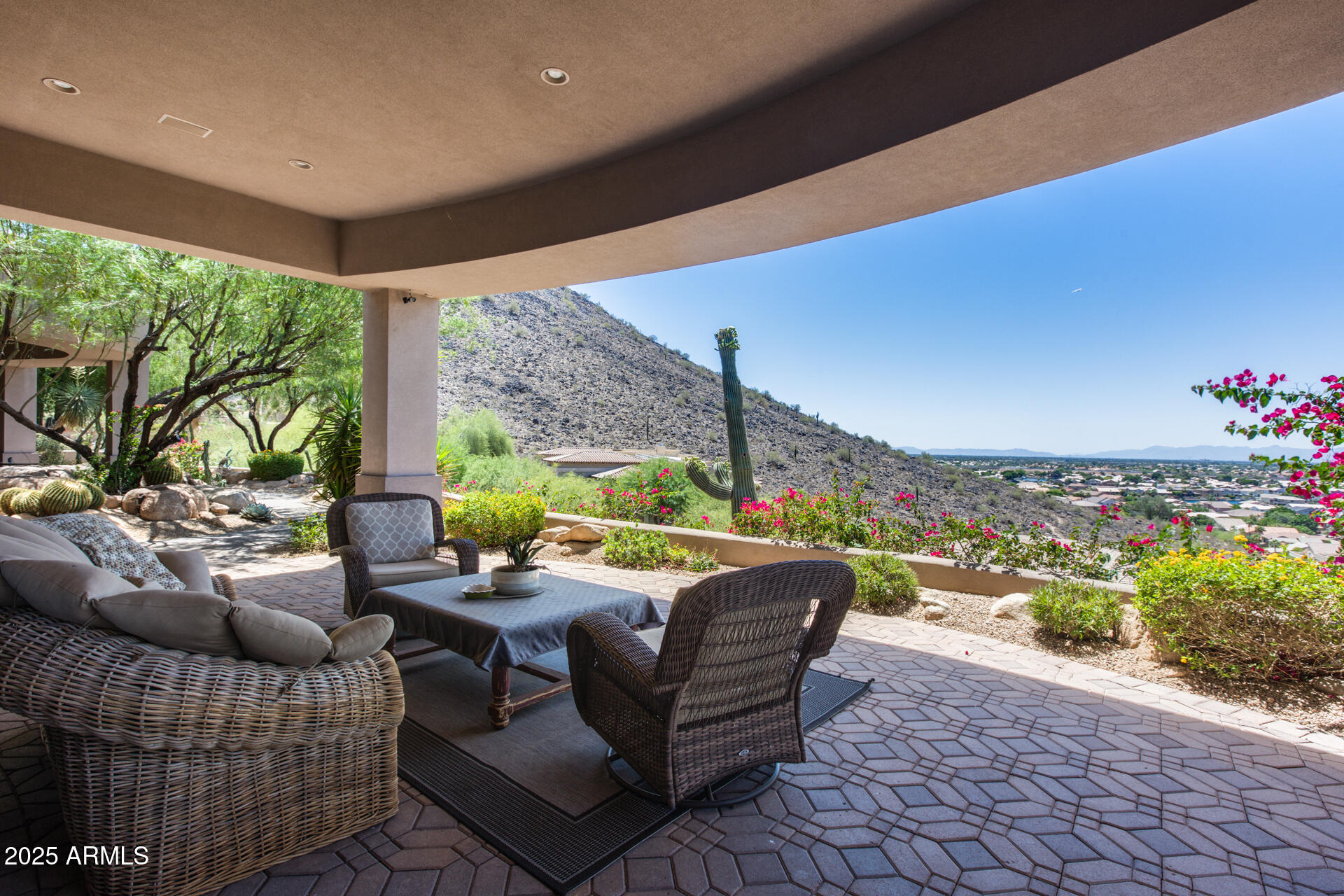 ARROWHEAD MANOR ESTATES - Residential
