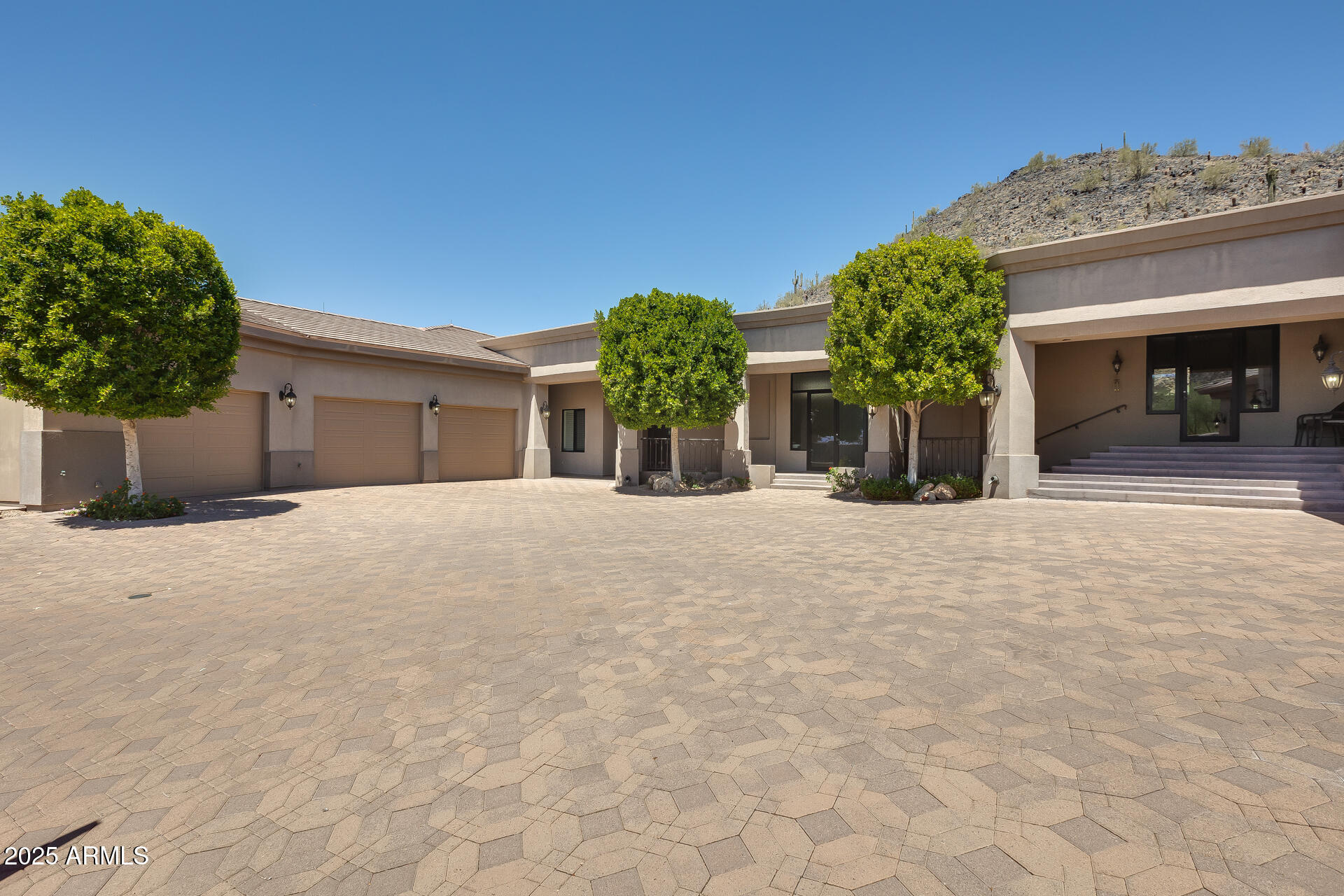 ARROWHEAD MANOR ESTATES - Residential