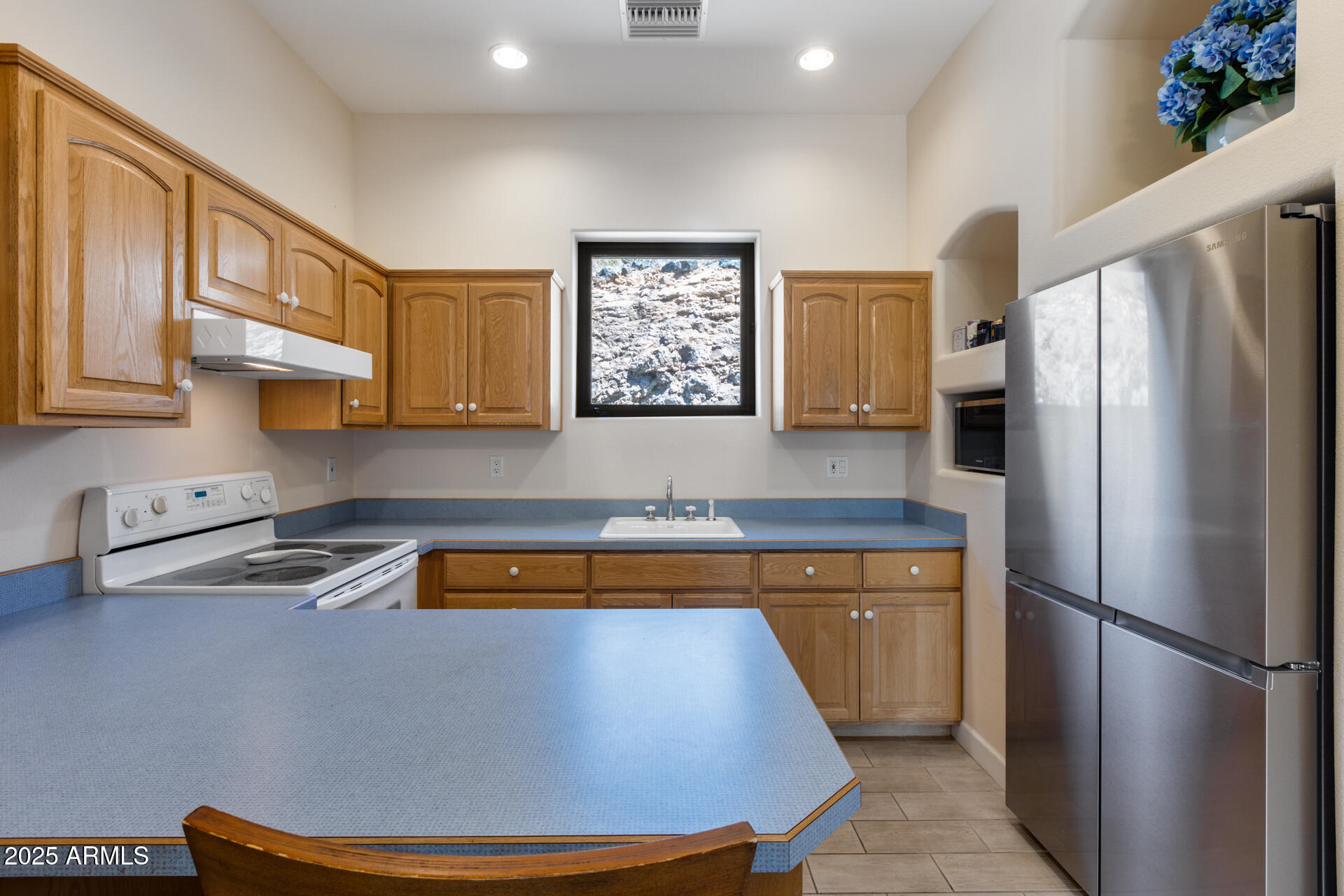 ARROWHEAD MANOR ESTATES - Residential
