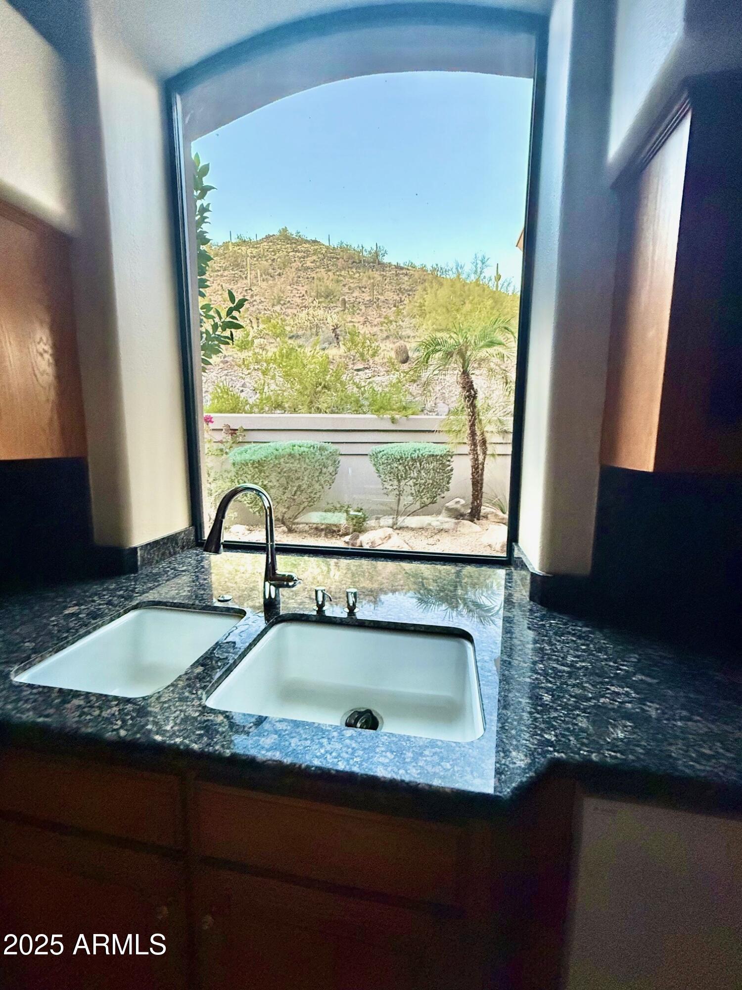 ARROWHEAD MANOR ESTATES - Residential