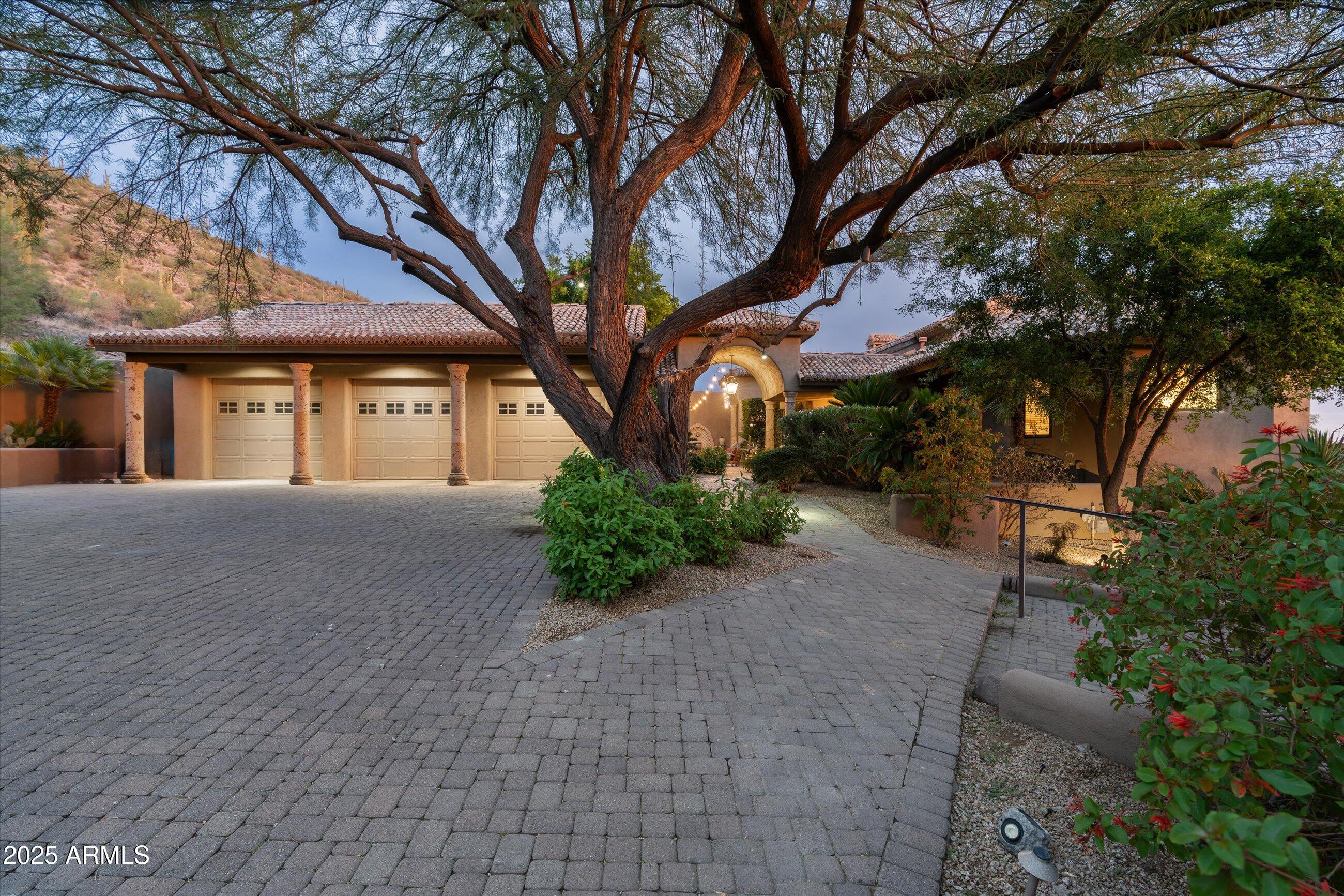 Carefree Ranch - Residential