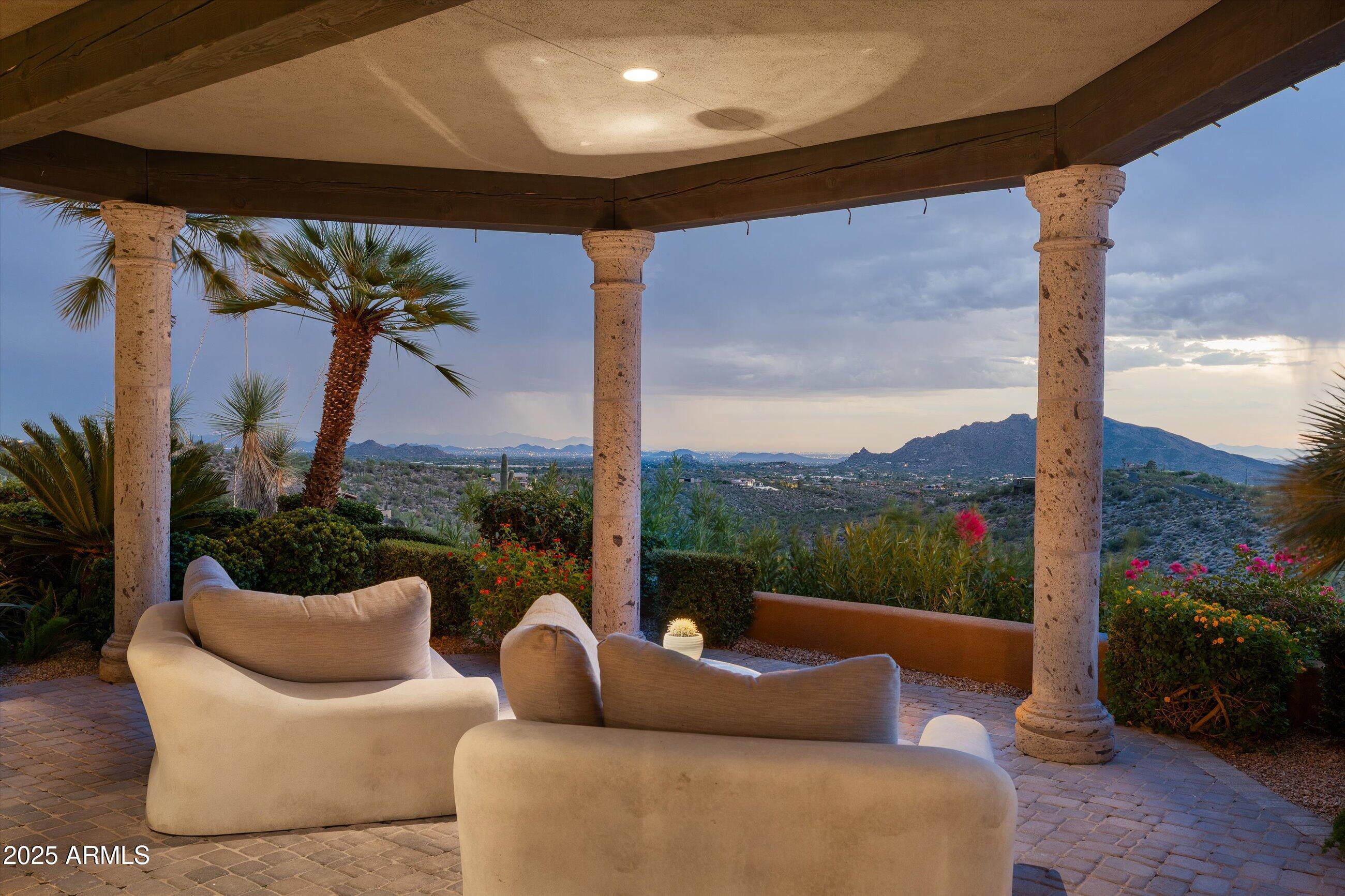 Carefree Ranch - Residential