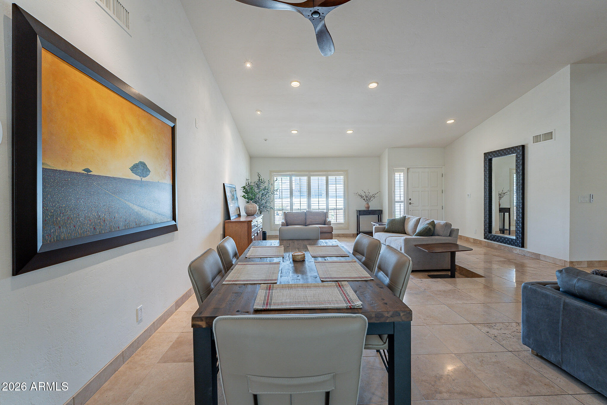 PARADISE VALLEY FOOTHILLS - Residential