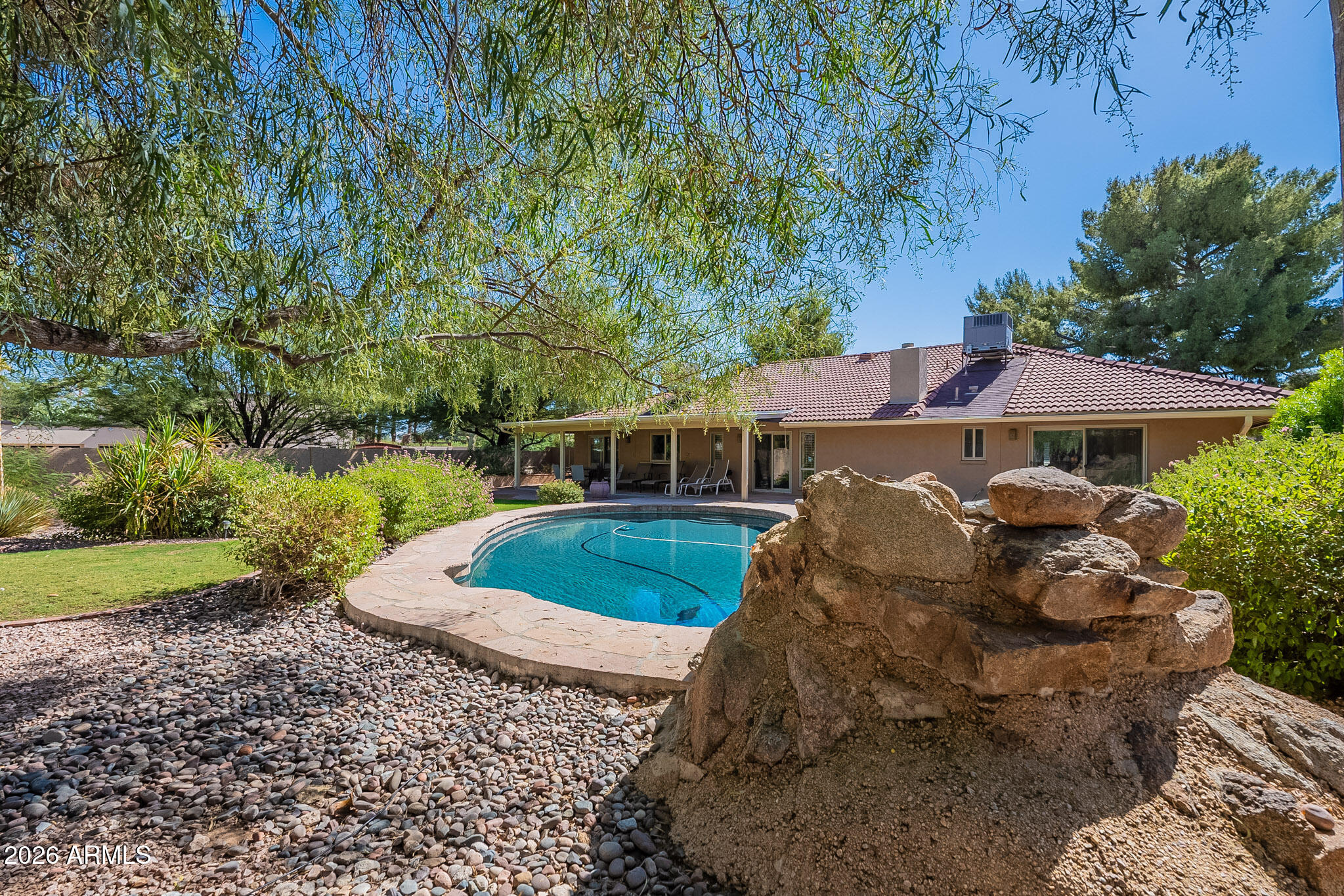 PARADISE VALLEY FOOTHILLS - Residential
